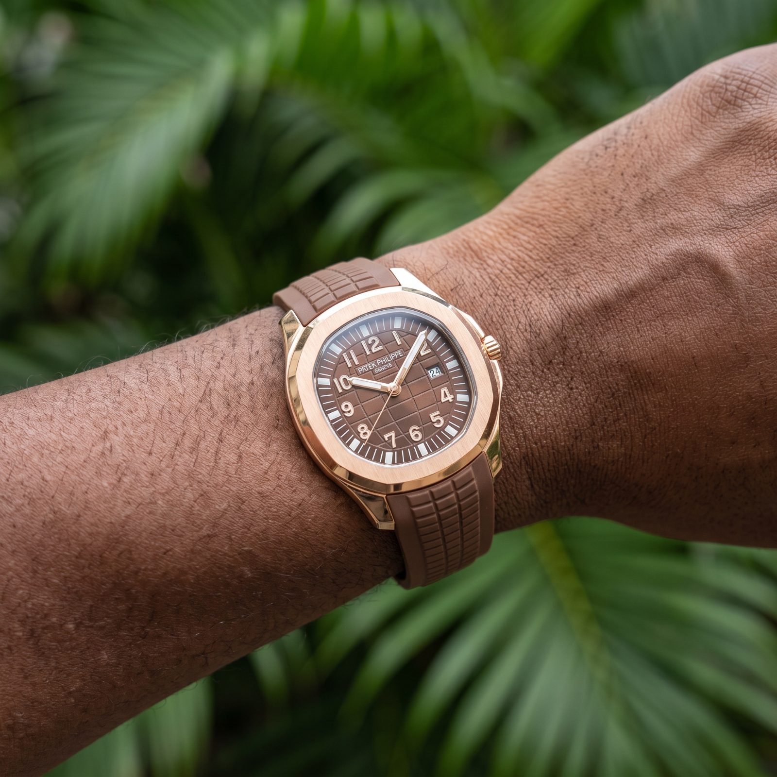 Patek Philippe Aquanaut view 2
