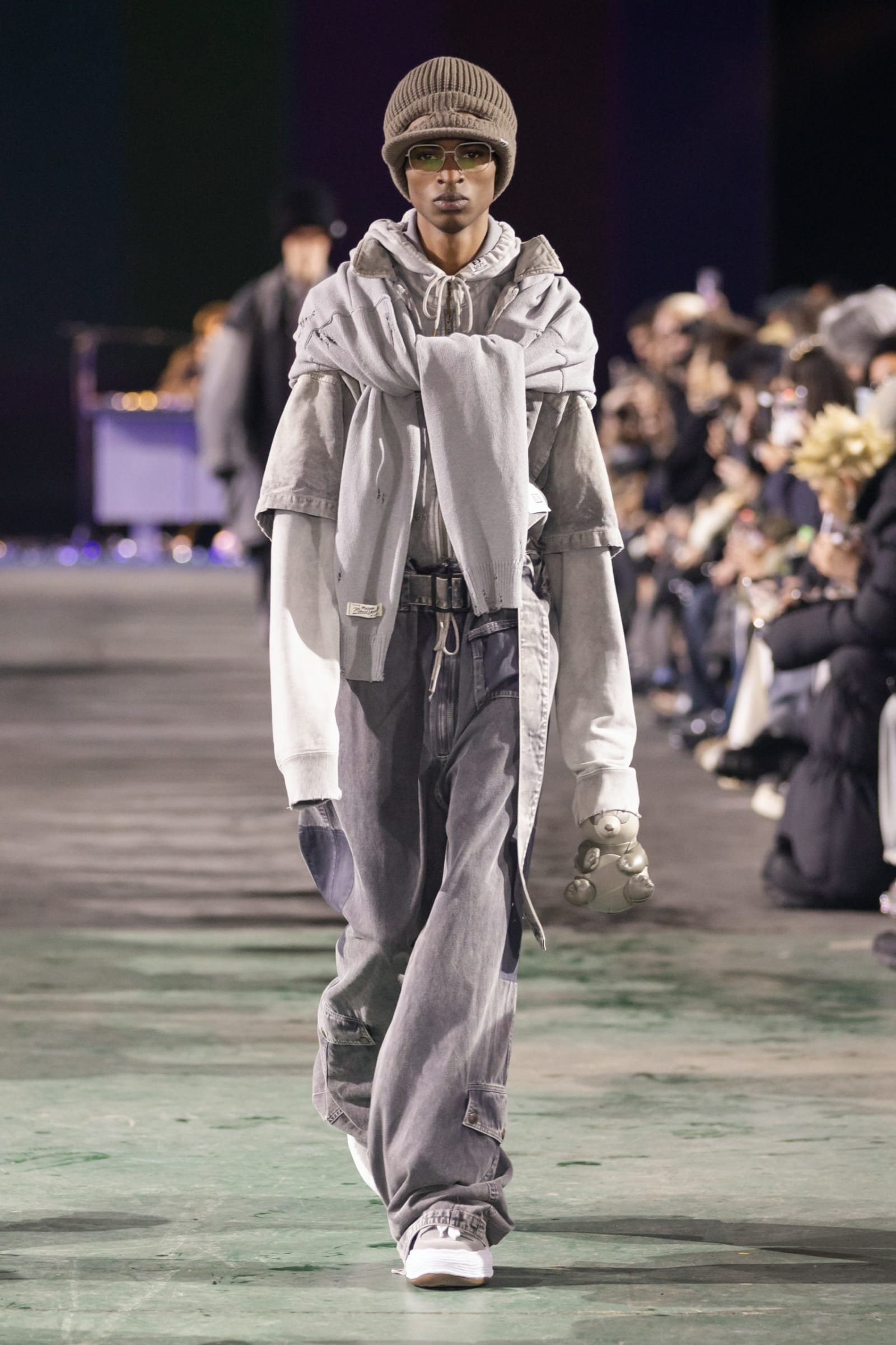 001-1-scaled-1742417325376-mansgxqjcg