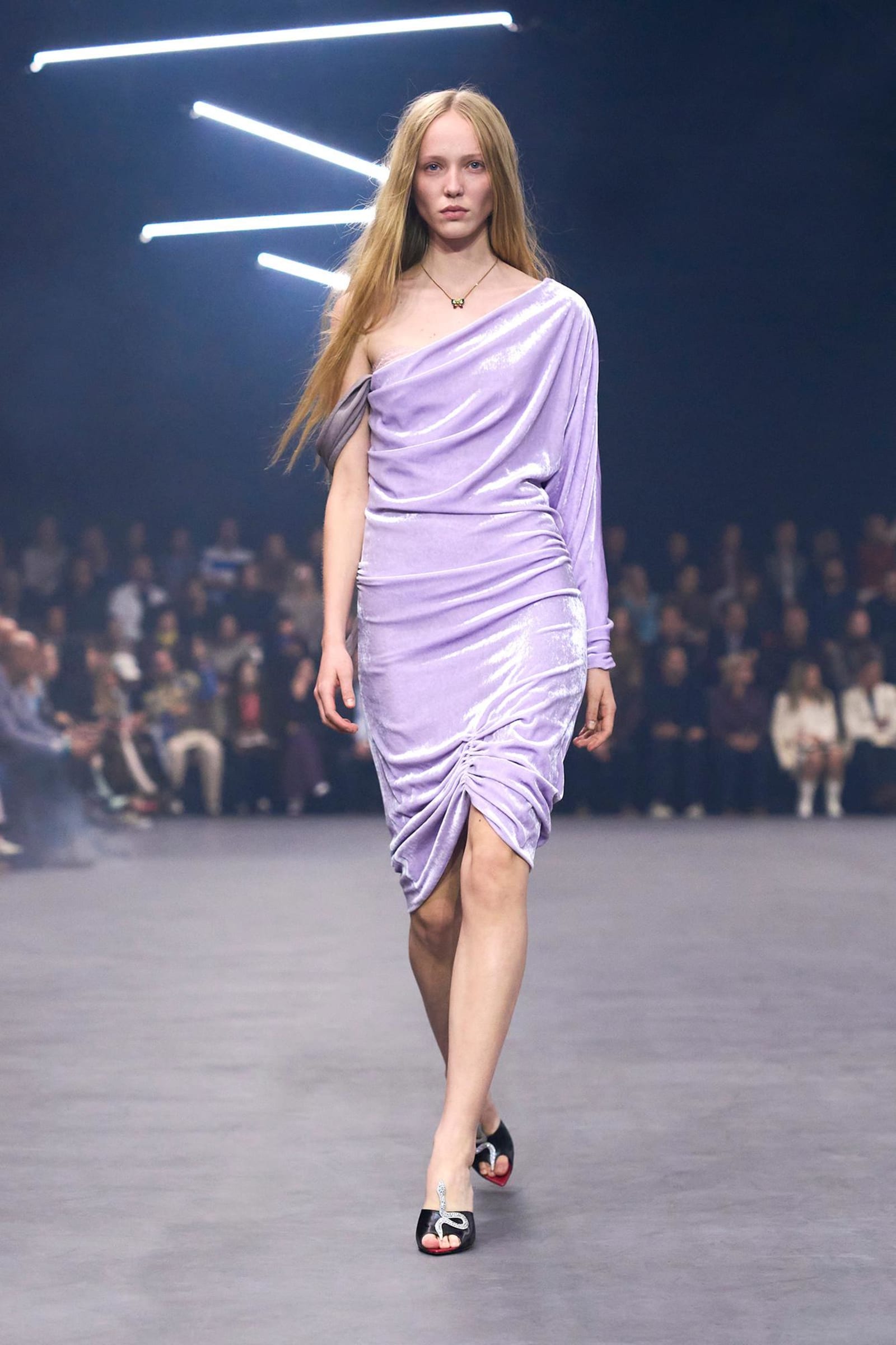 053_VALENTINO_SS26-1760371800264