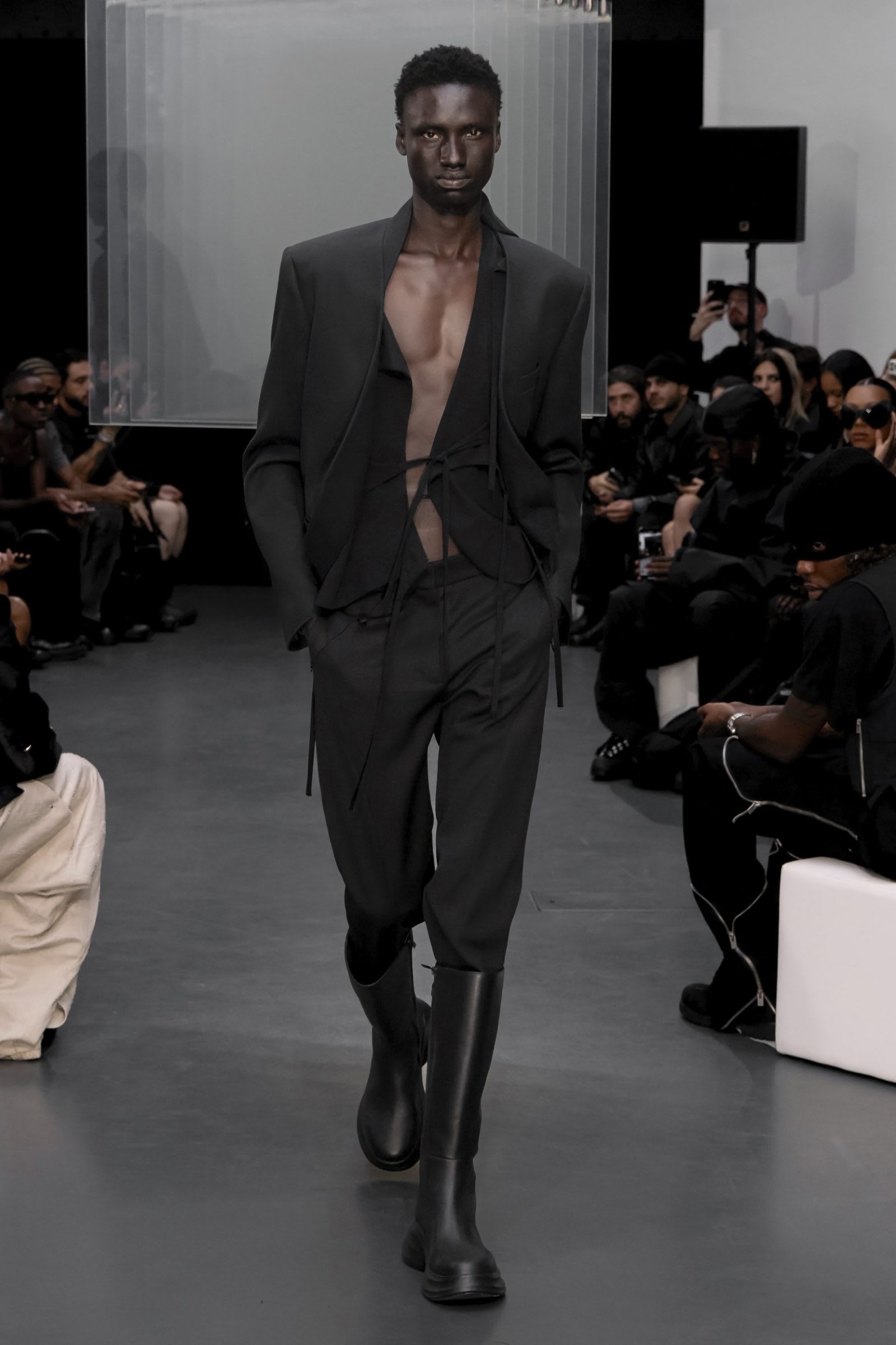 08-1600x2401-1742418522468-qljtb57xqqb