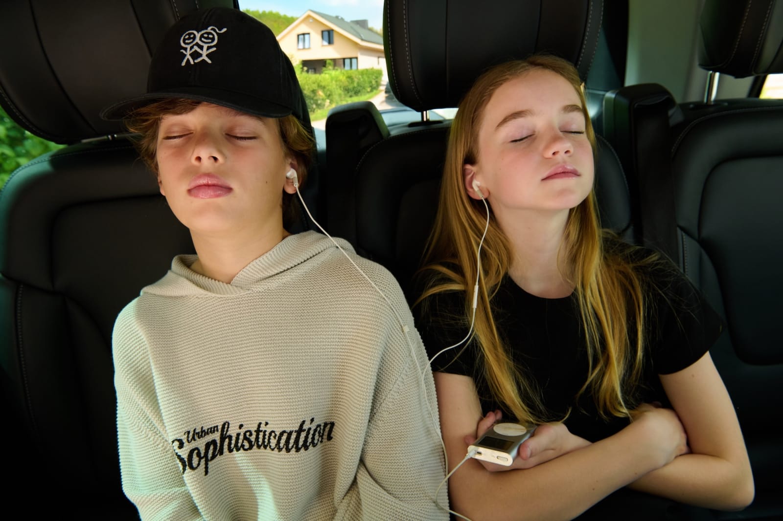 12-Feeels-Nostalgic_Urban-Sophistication-1752440750775