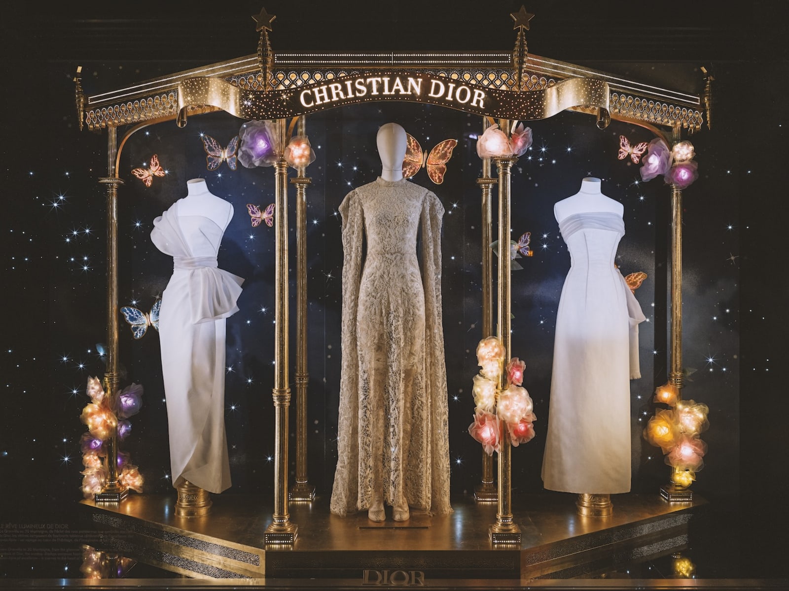 30-MONTAIGNE-PARIS-KRISTEN-PELOU(2)-1764268859047