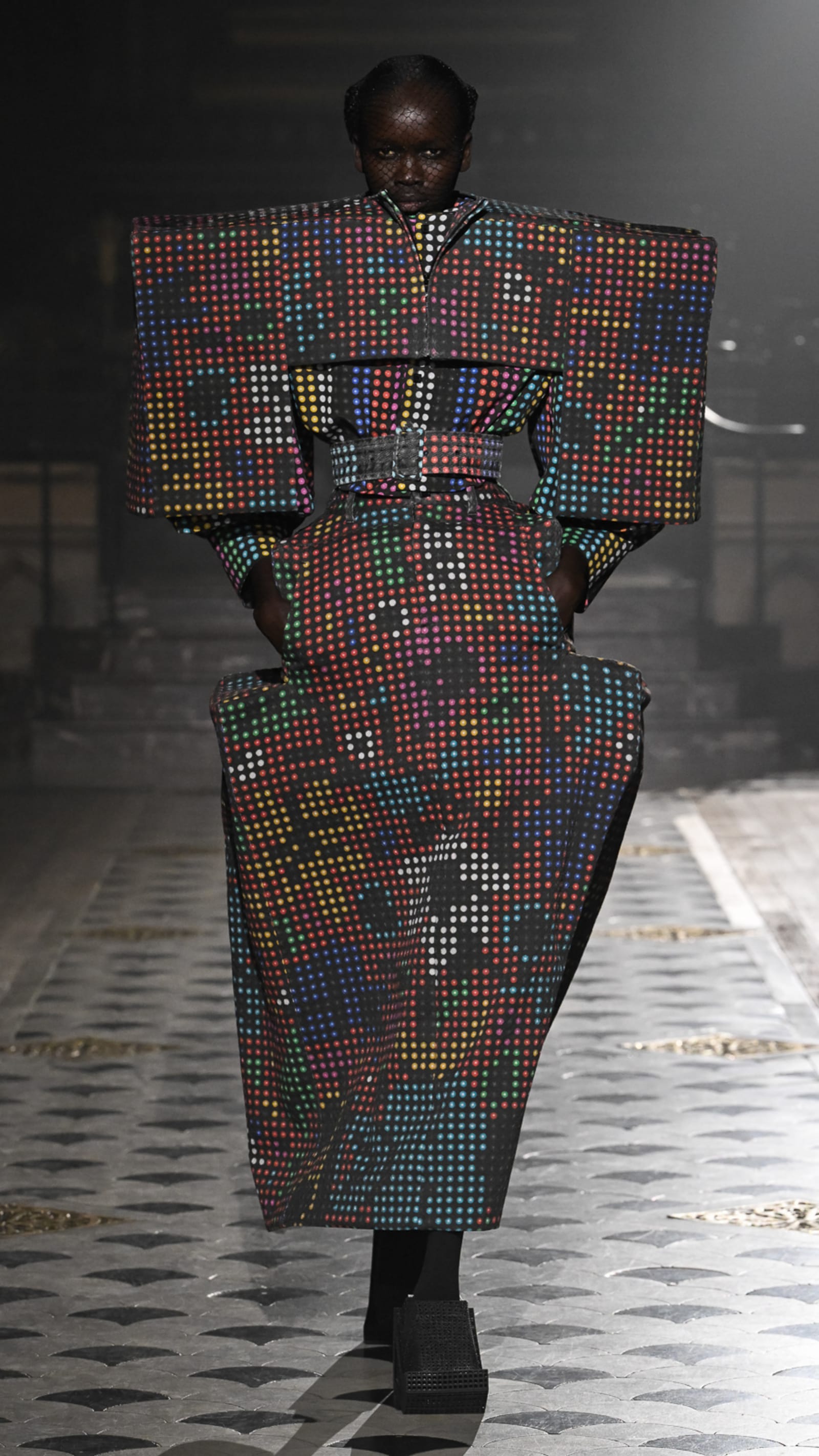 ANREALAGE_25FW_008_1235-1742512927559