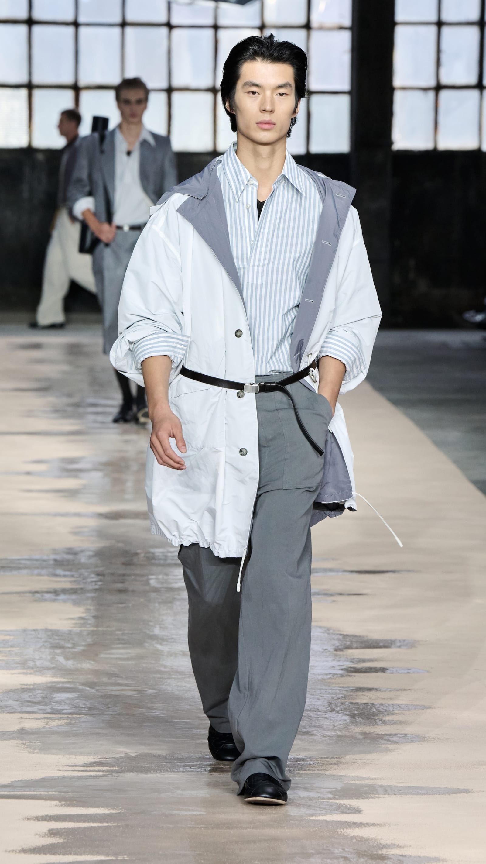 BOSS_Spring_Summer_26_Fashion_Show_RUNWAY_054_9x16__original-1759193892311