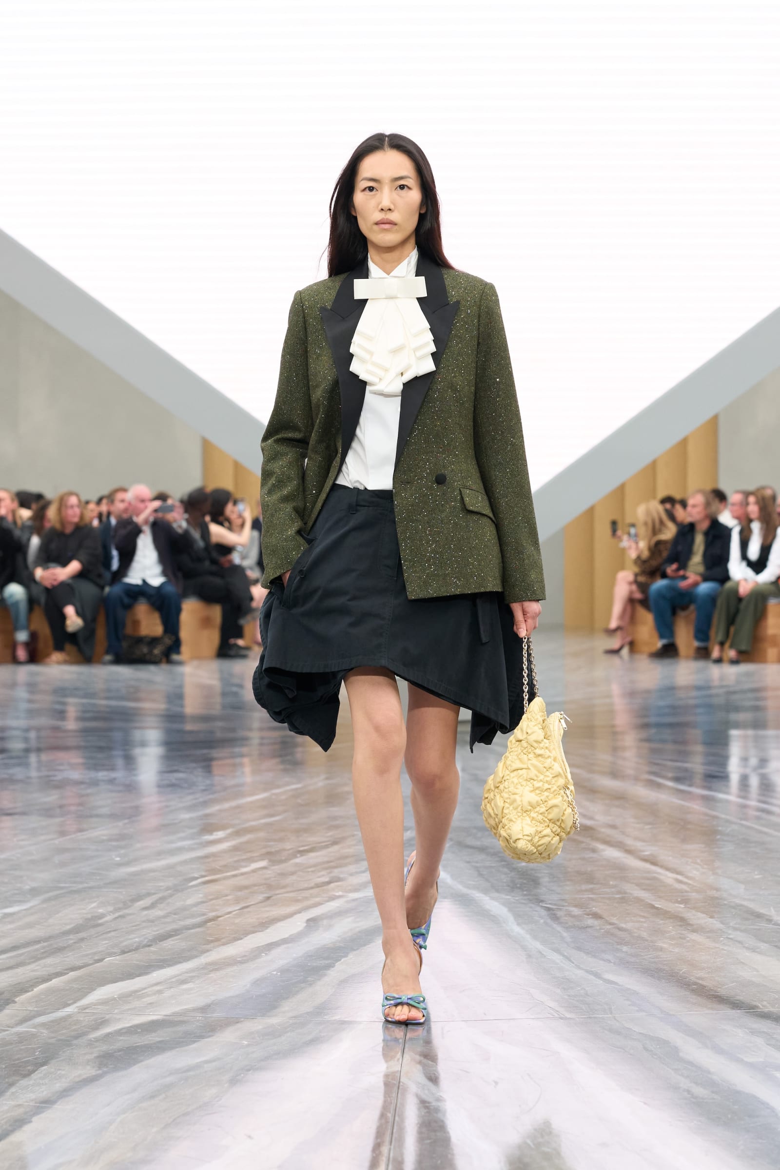 DIOR_W_RTW_SS26_LOOK_28-1760122769489