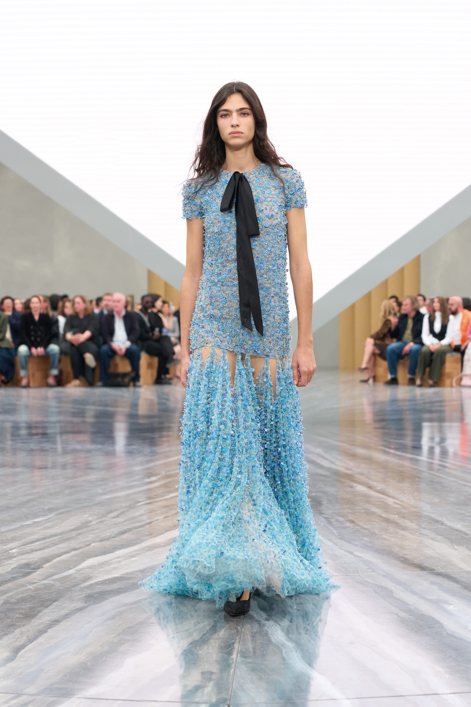 DIOR_W_RTW_SS26_LOOK_57-1760122861220