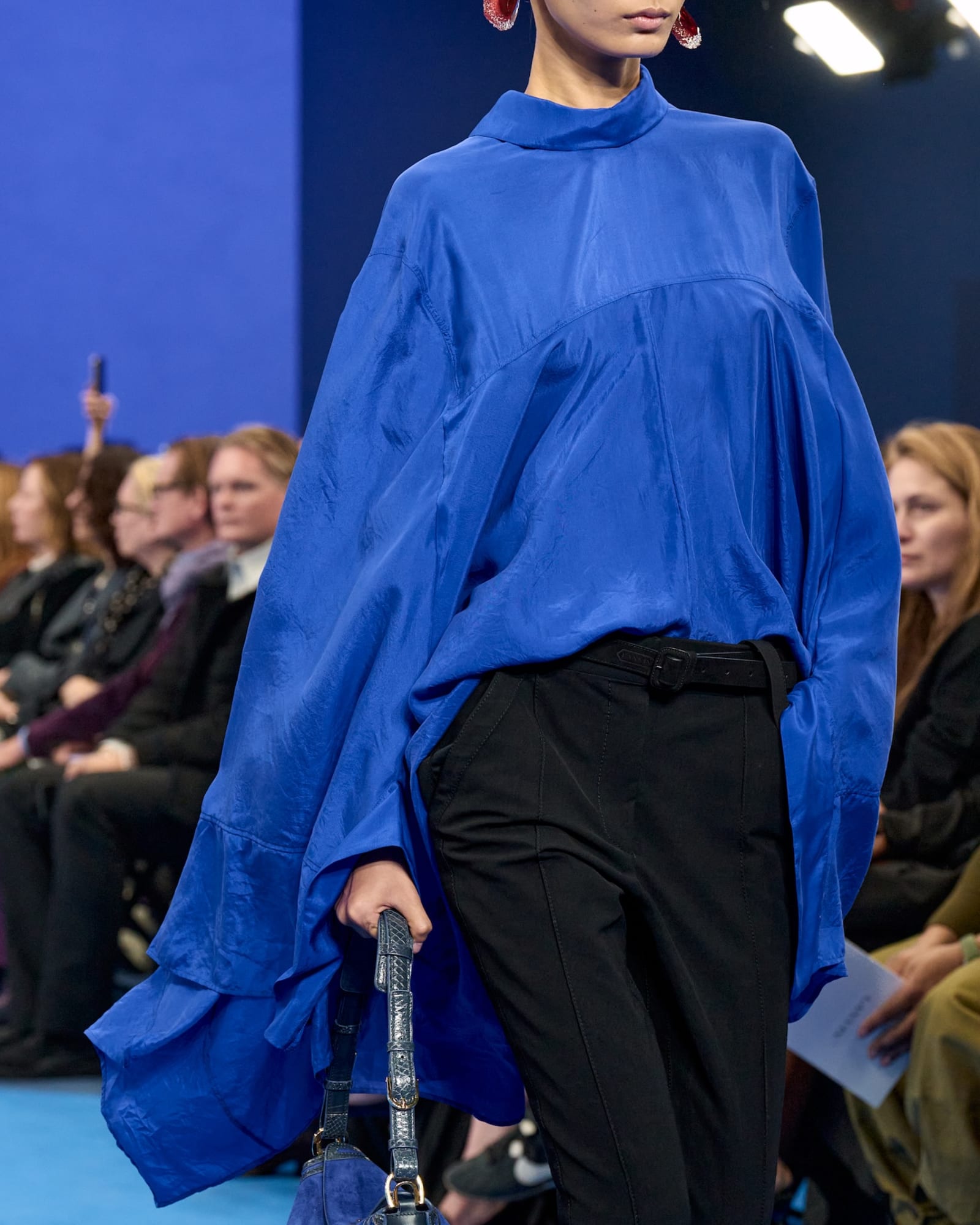 Detail11-1761930352702