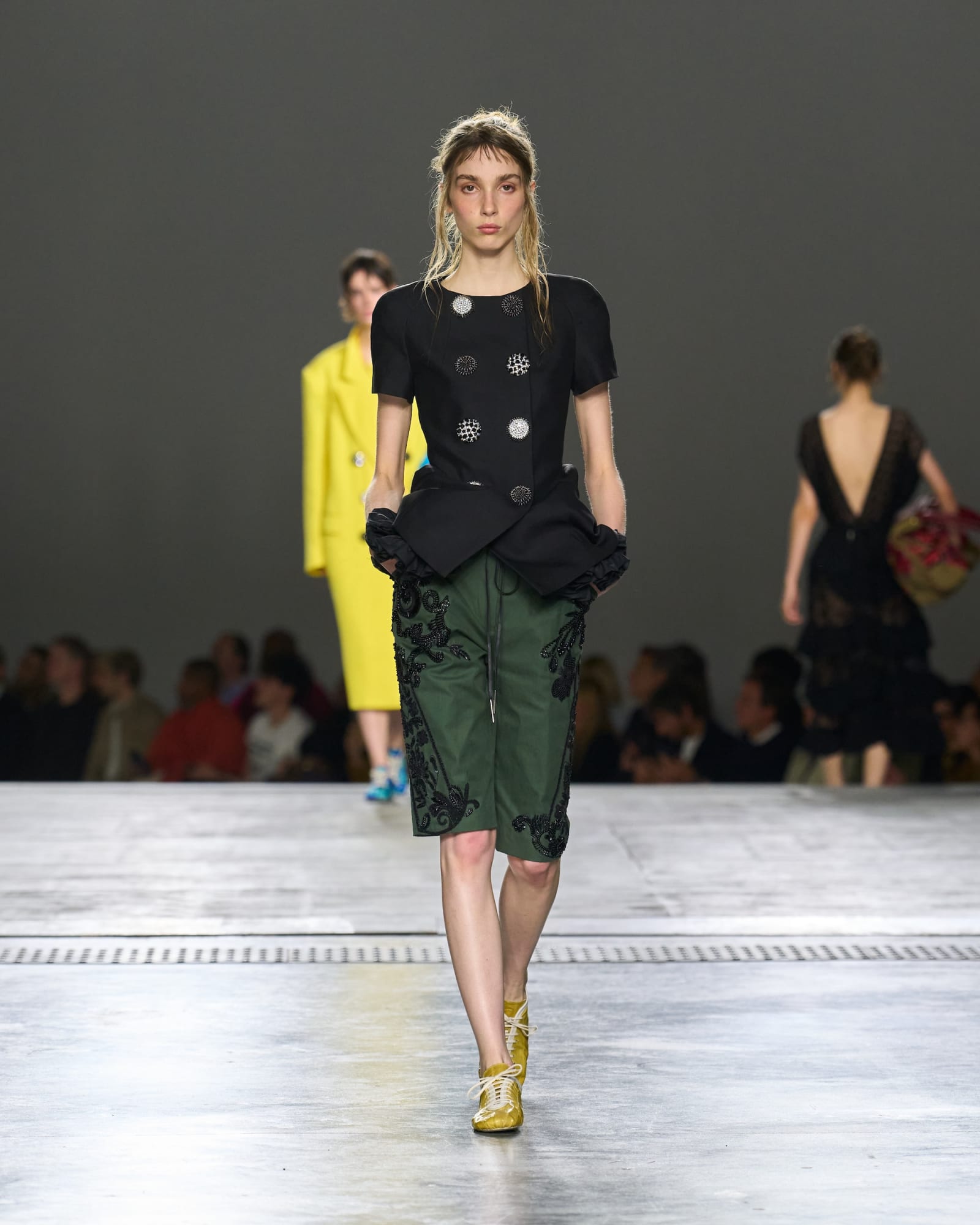 Dries-Van-Noten-026-1762102874040