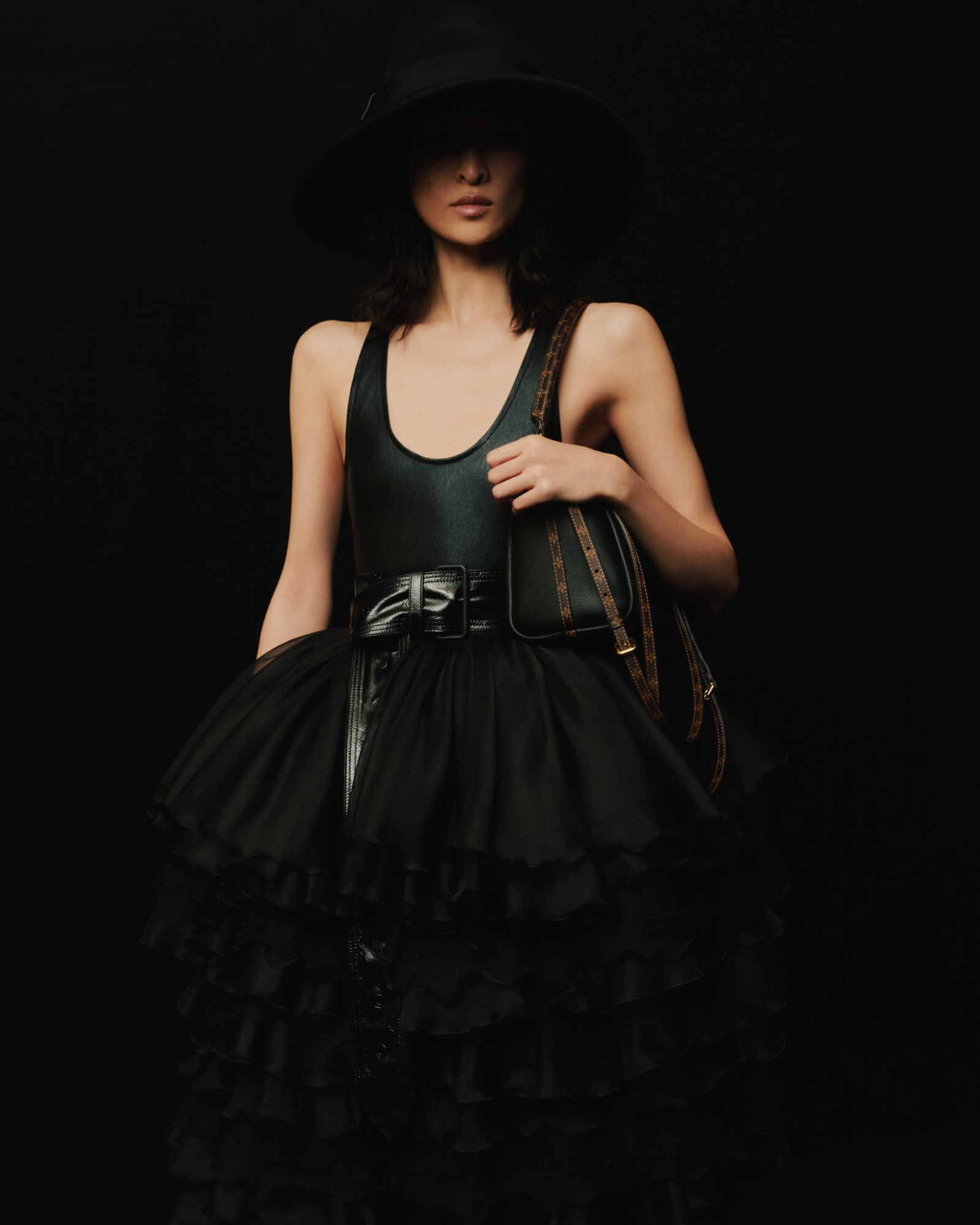 EXPRESS-bag-from-FW-25-show-Courtesy-of-Louis-Vuitton2-1753571077569