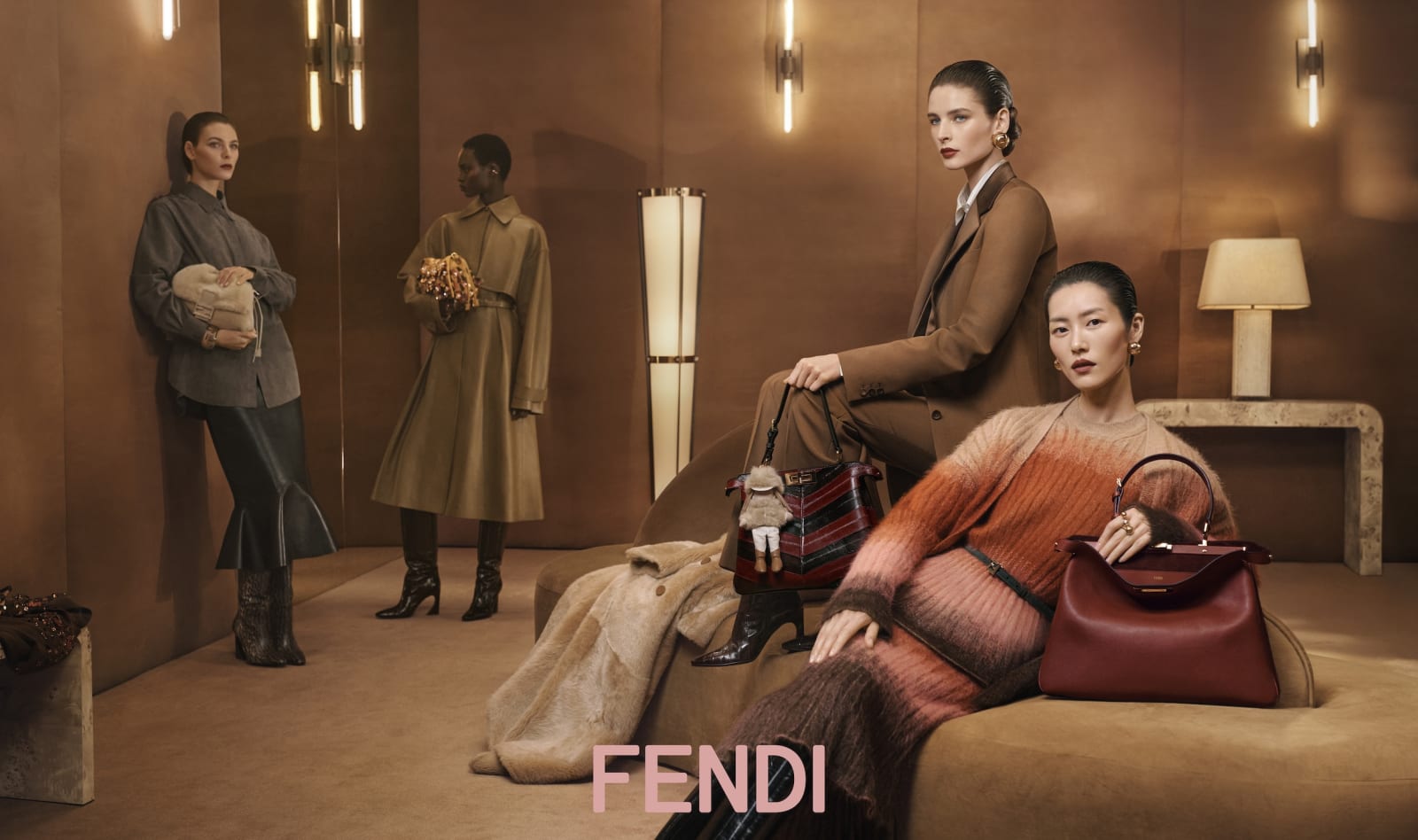 FENDI-W_sFW25-26-Adv-Campaign_02-1753378479447