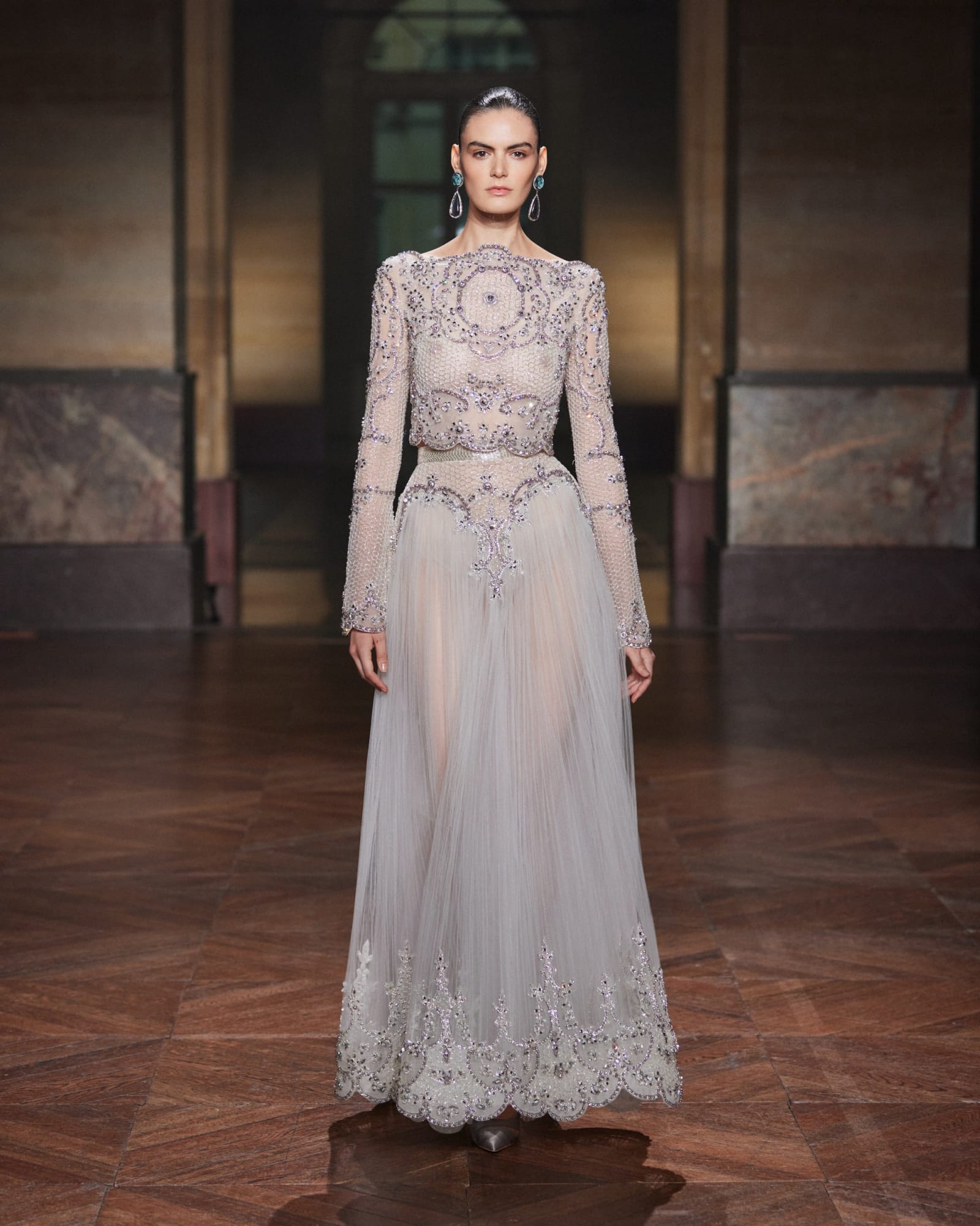 Hobeika_fw26_runway_IG_look16-1755314048921