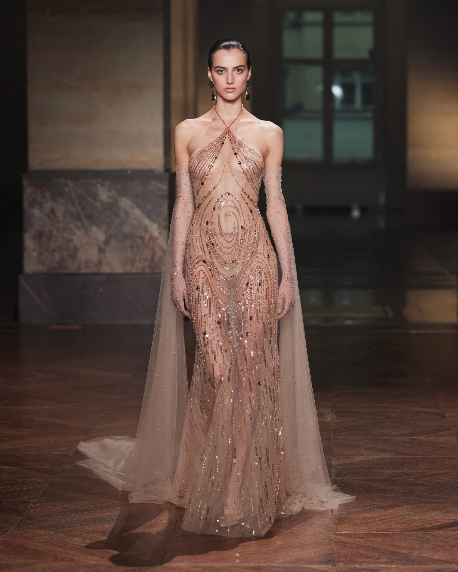 Hobeika_fw26_runway_IG_look42-1755314056994