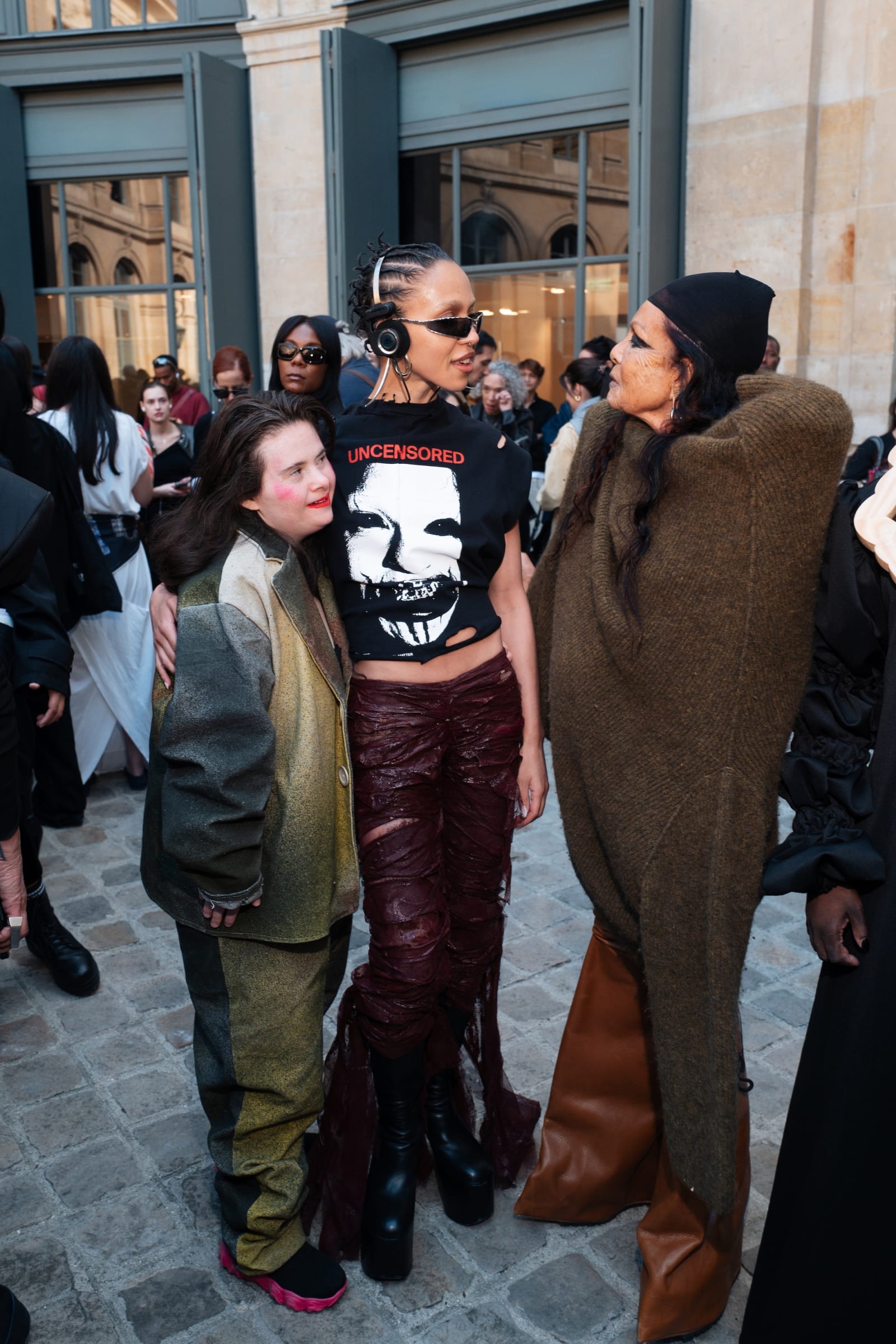 L1400926-1760728889545