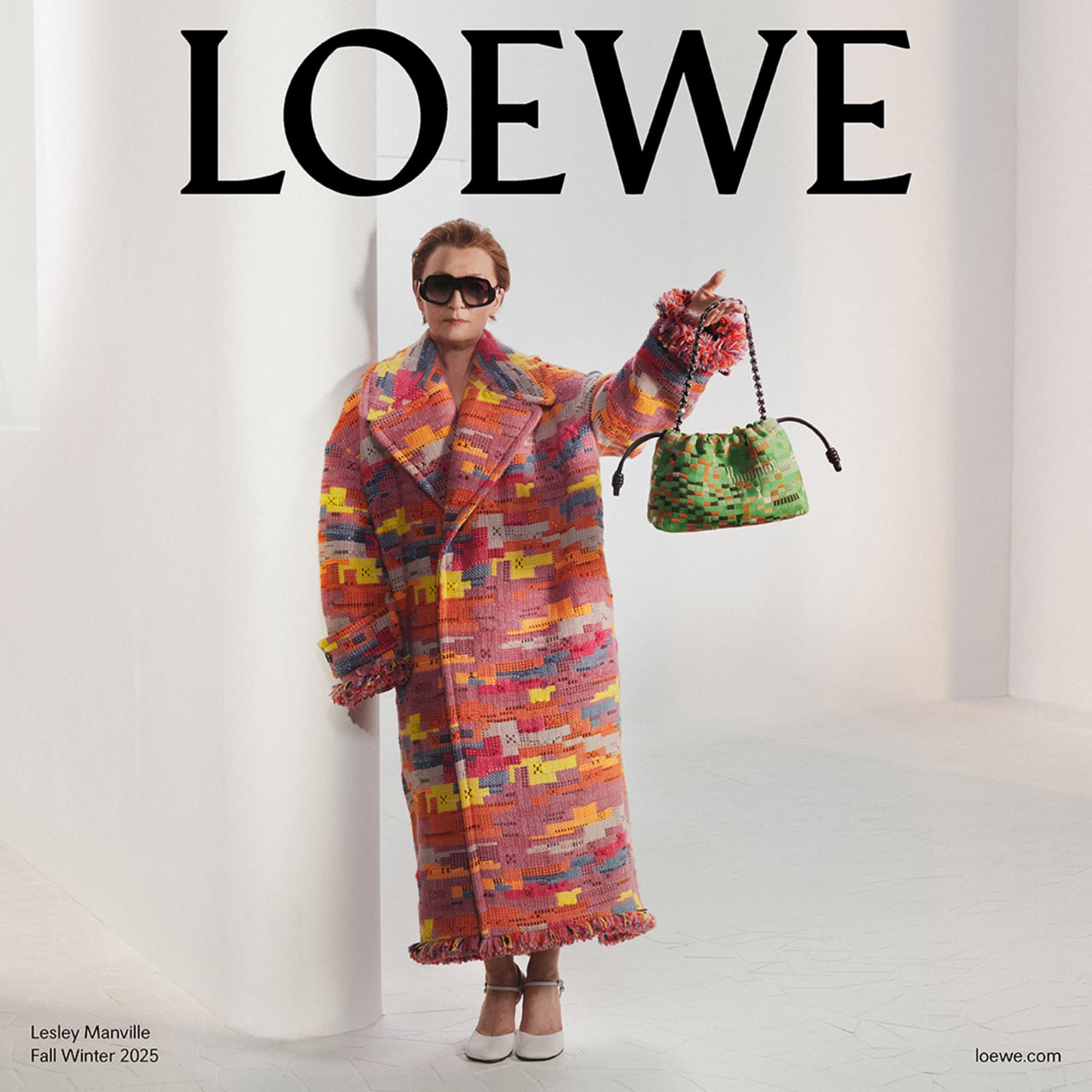 LOEWE_FW25_MAIN_LAYOUT_1080x1080_1-1756585317449