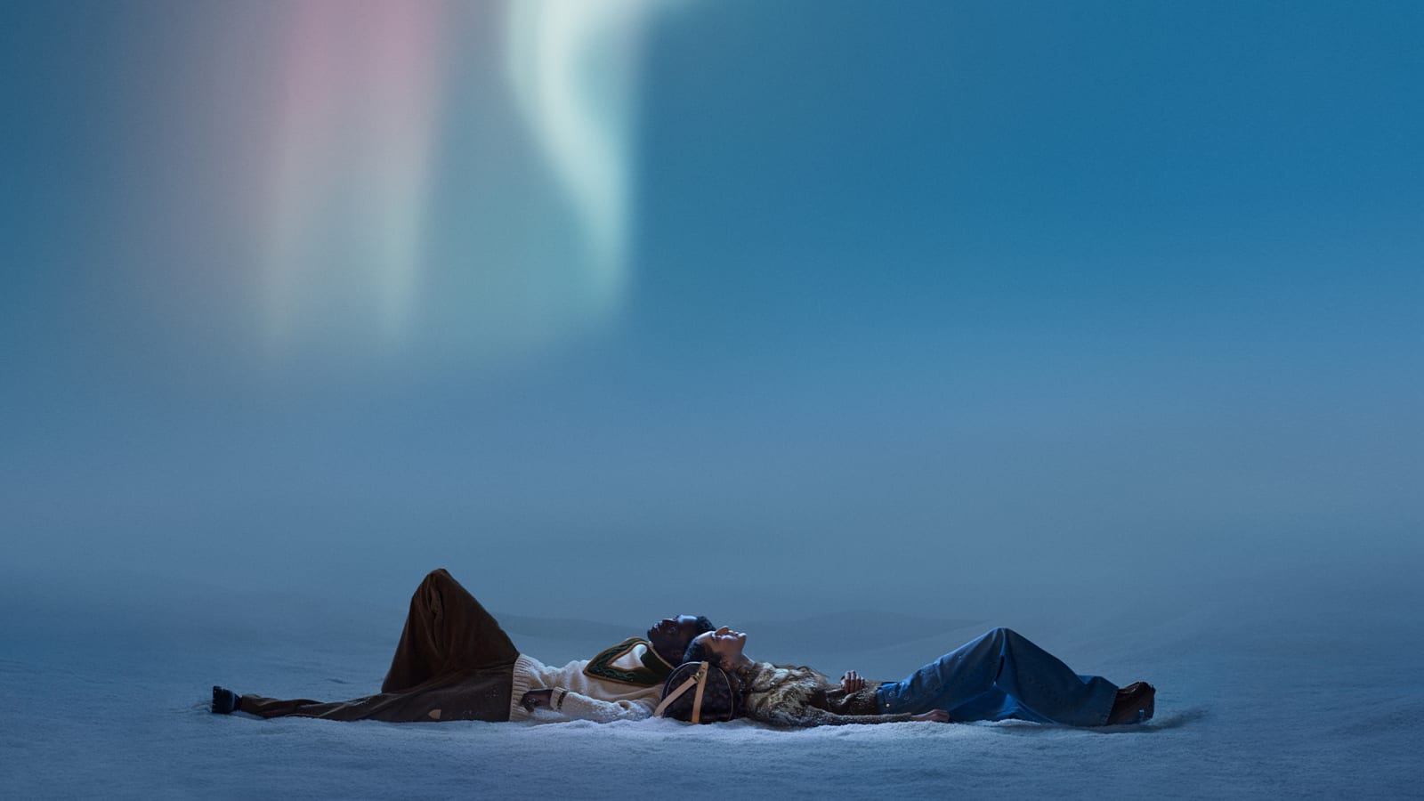 LOUIS-VUITTON-HOLIDAY-2025-CAMPAIGN-10-Jonas-Lindstroem-1764271568543