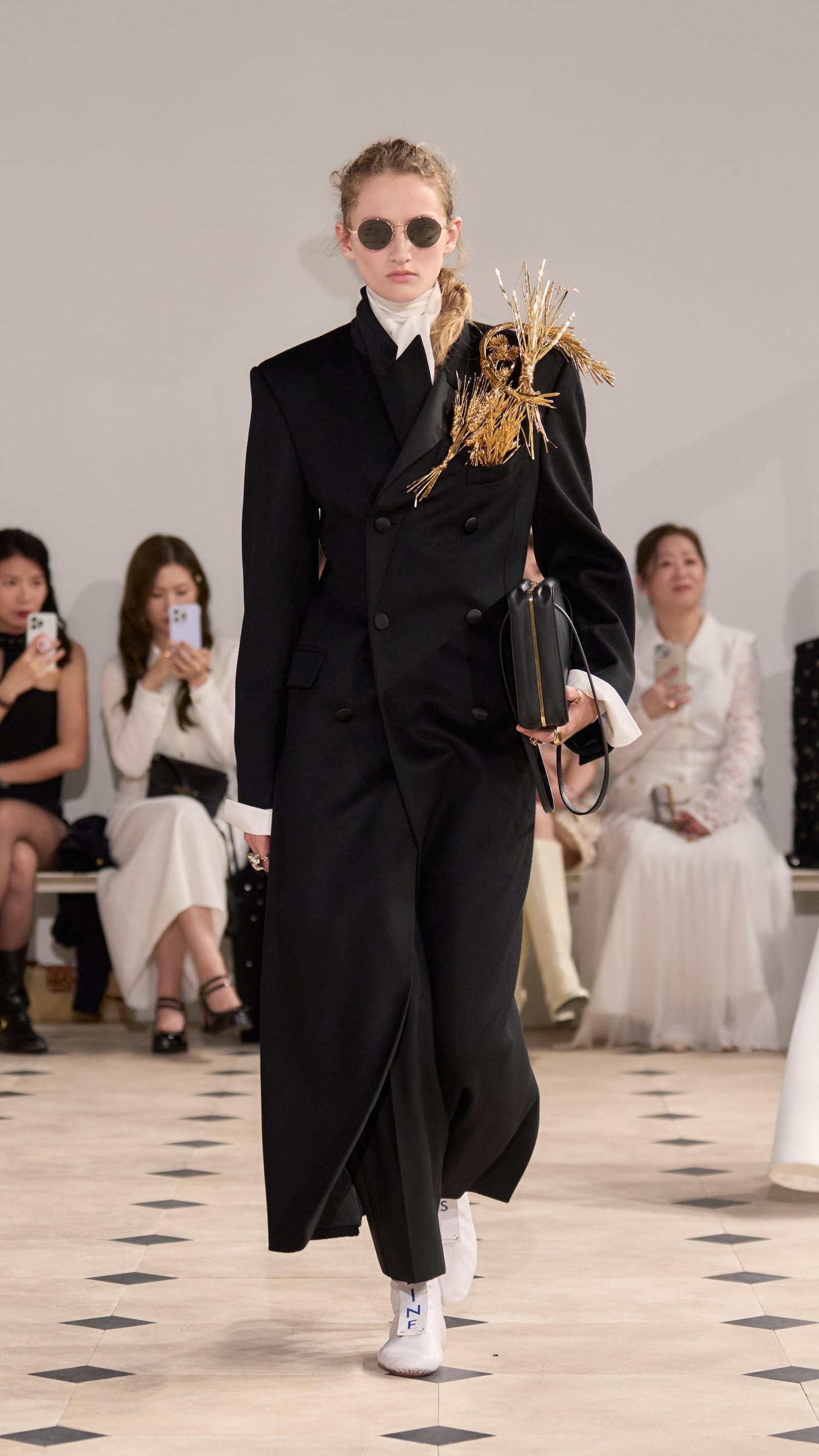 Look72-1755737366171