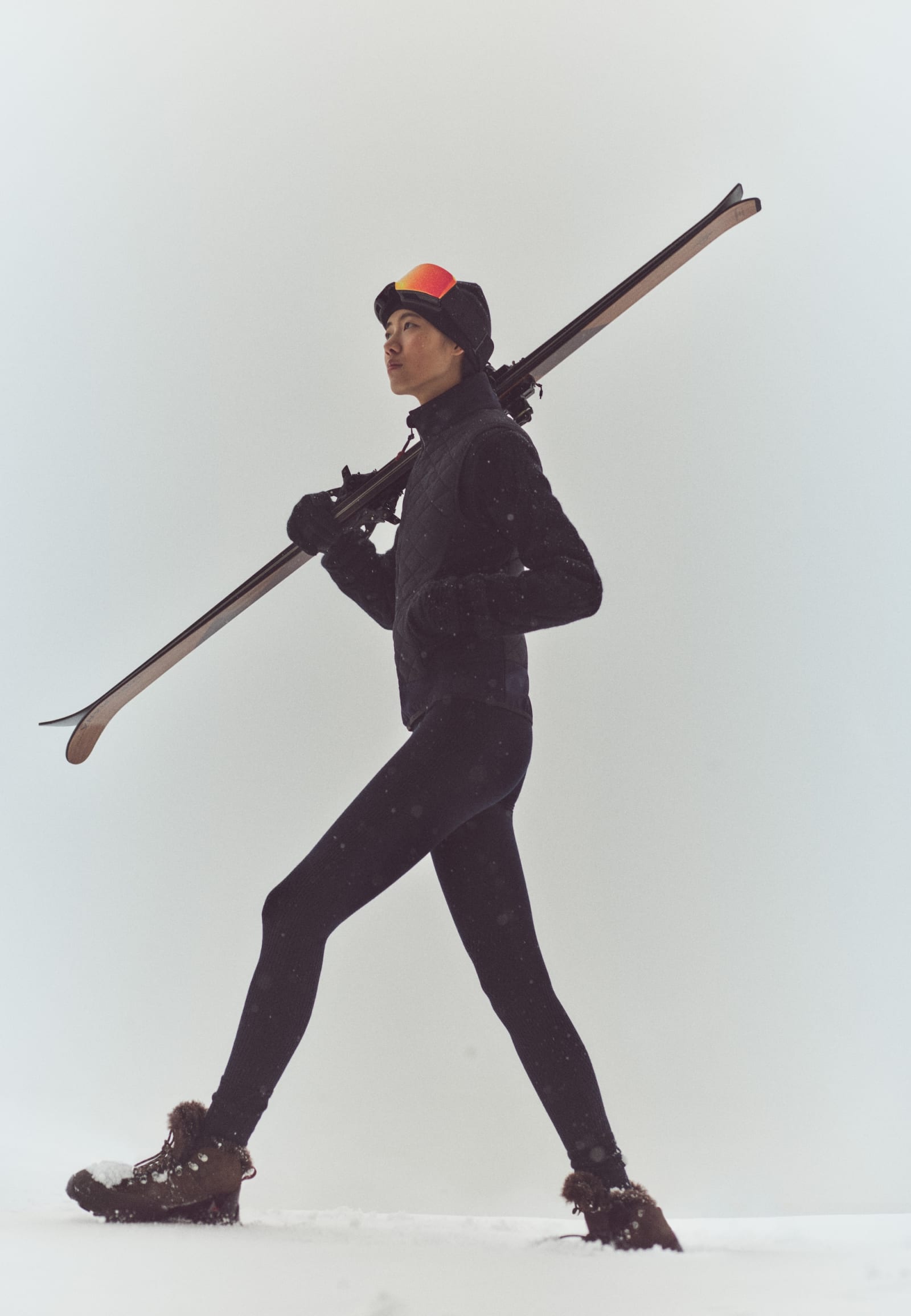 Loro-Piana-Fall-Winter-2025-2026-Ski-Capsule_Campaign-Image(1)-1763864873187