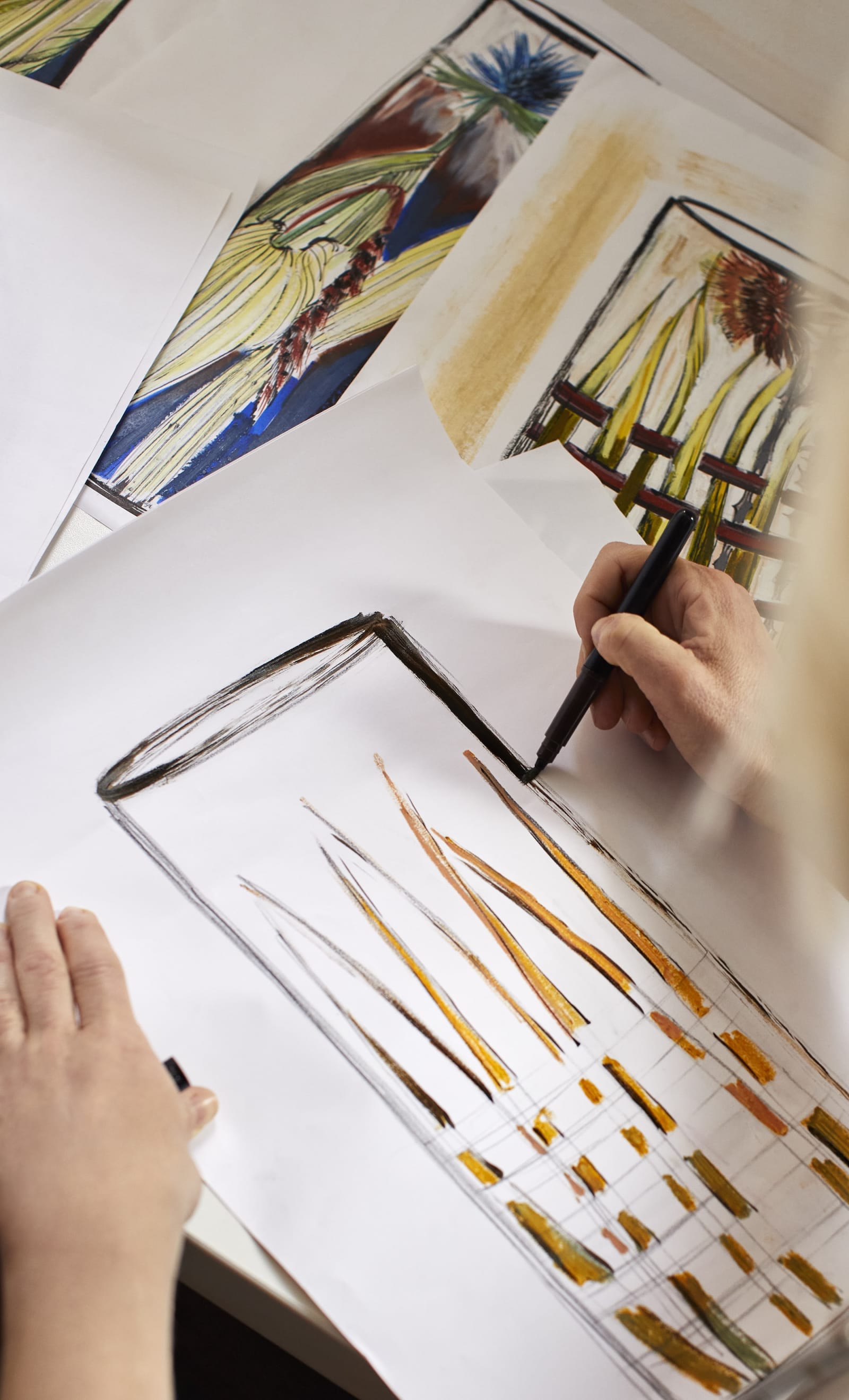 Loro-Piana_Barlet-Soeurs-Vase(1)-1751056094209