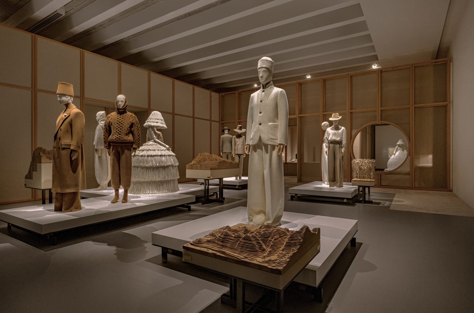 LoroPiana2-1742870193170