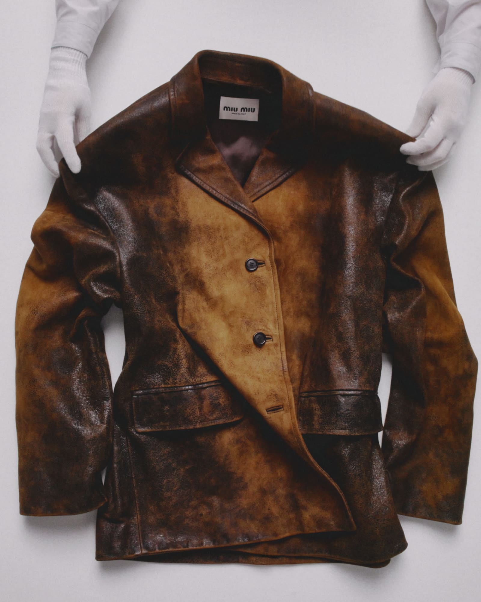 MIU-MIU-OLD_1200x1500_NO_LOGO27-1768843571214