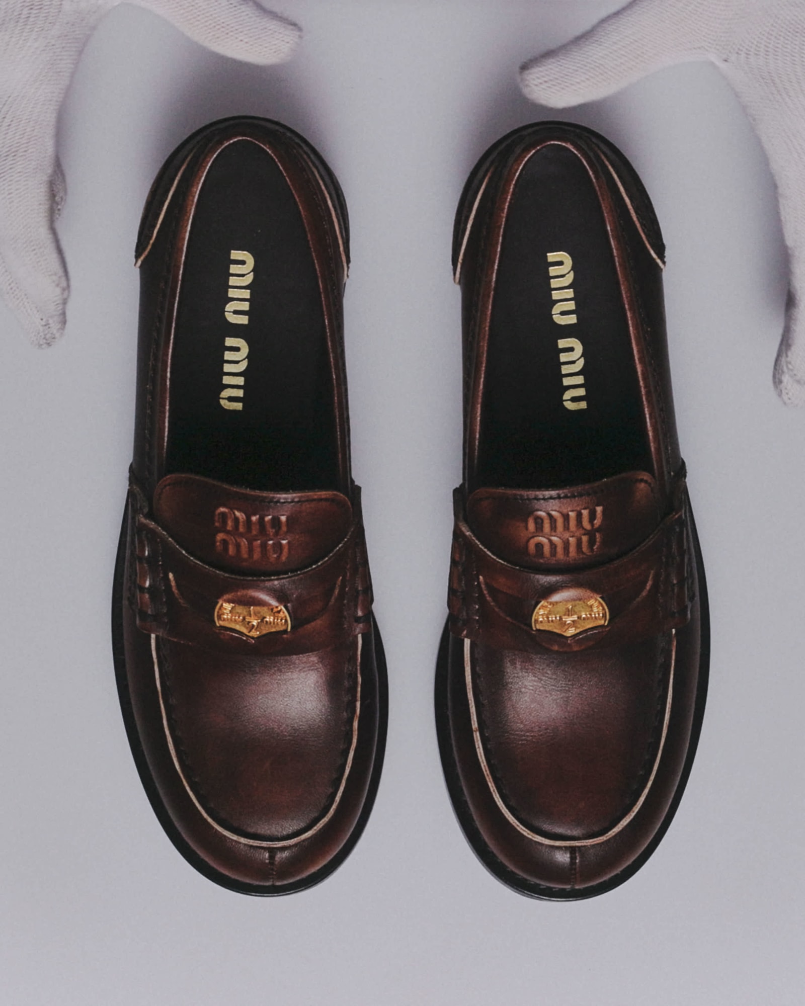 MIU-MIU-OLD_1200x1500_NO_LOGO28-1768843573260