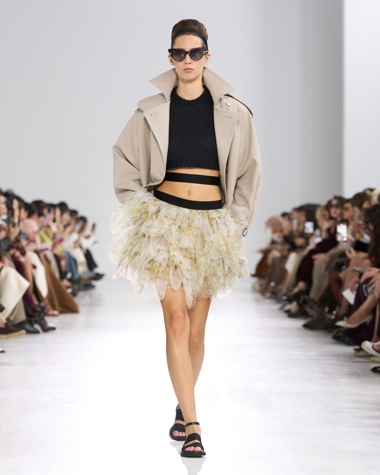 Max-Mara-SS26-22-1758901844025