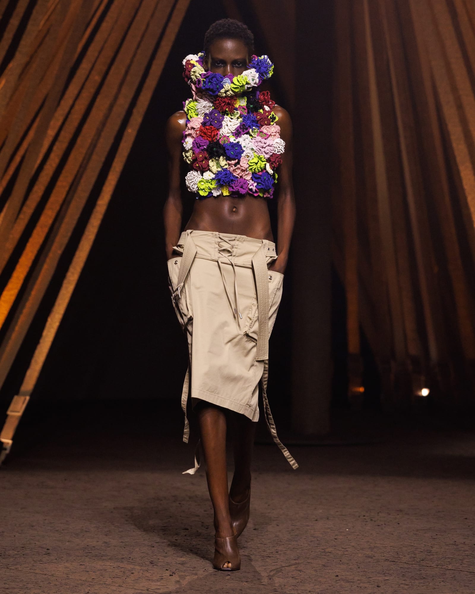 McQueen_SS26_Look_34-1760215355935