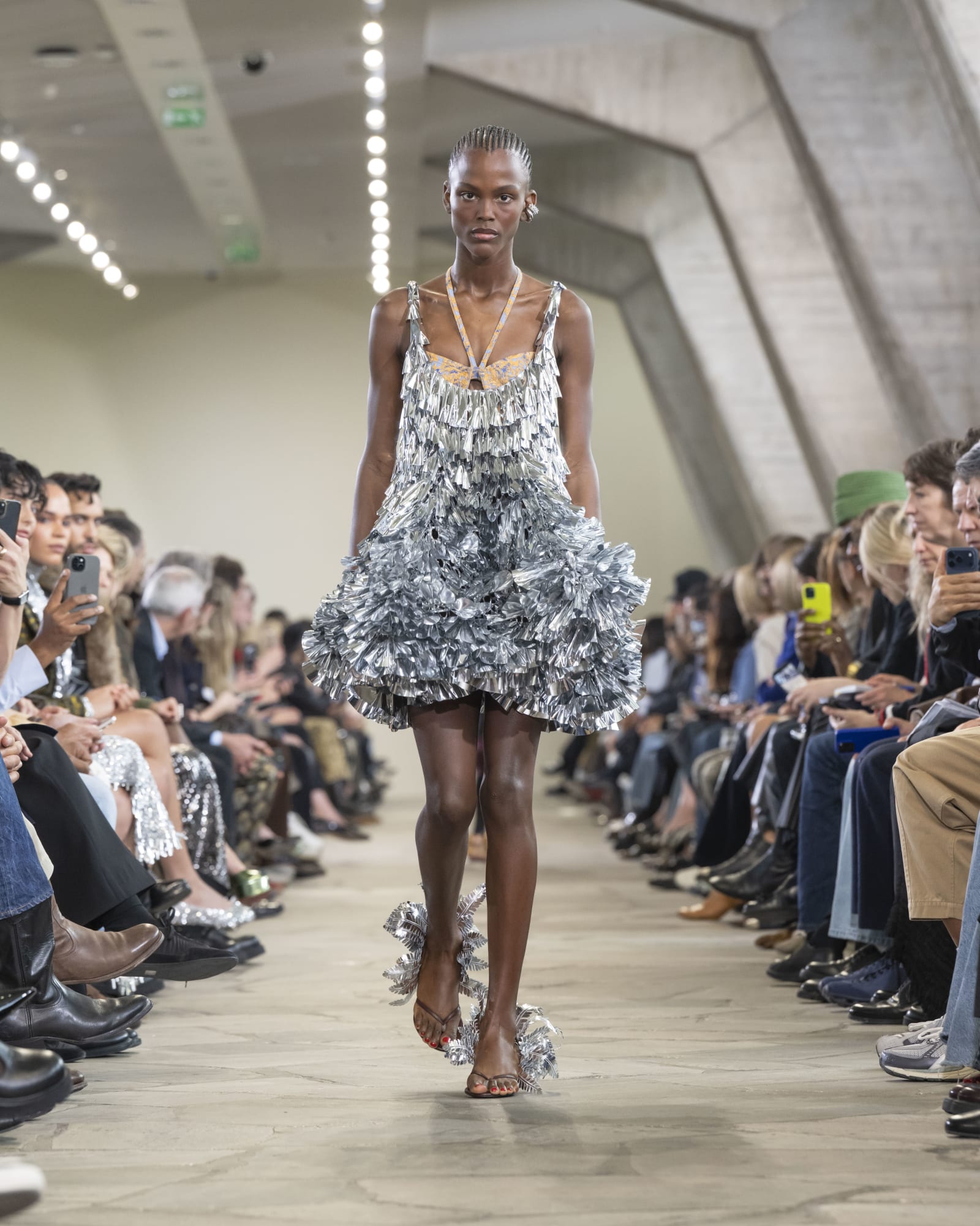 RABANNE_SS26_YANNISVLAMOS_LOOK20-1760303780430