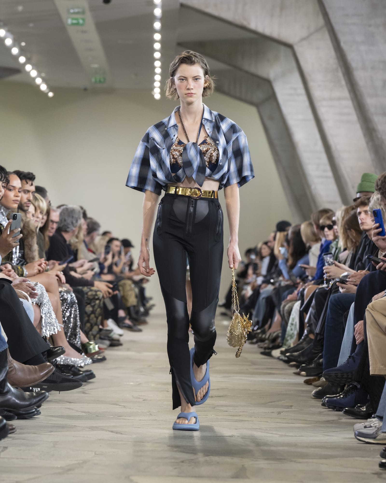 RABANNE_SS26_YANNISVLAMOS_LOOK26-1760303605357