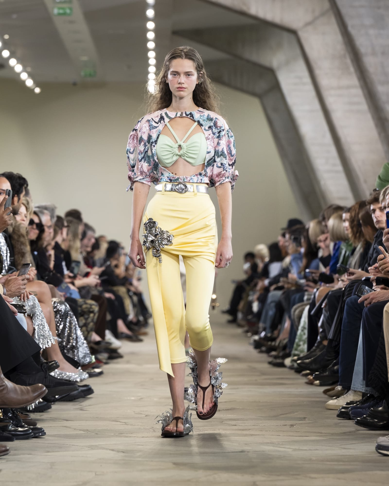 RABANNE_SS26_YANNISVLAMOS_LOOK3-1760303733636