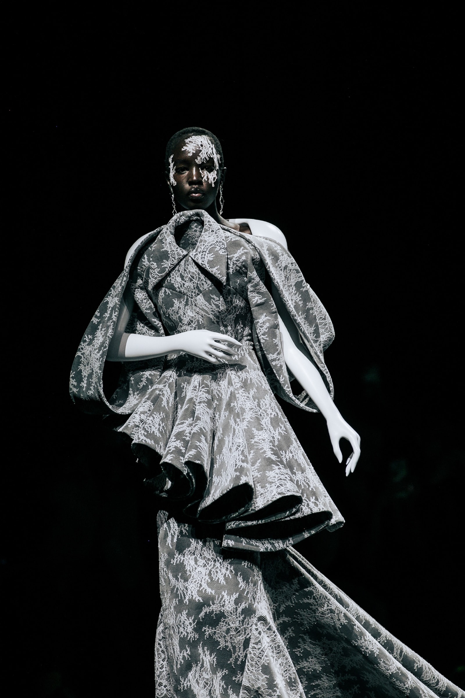 ROBERT-WUN-FALL-2025-58-1753821117680