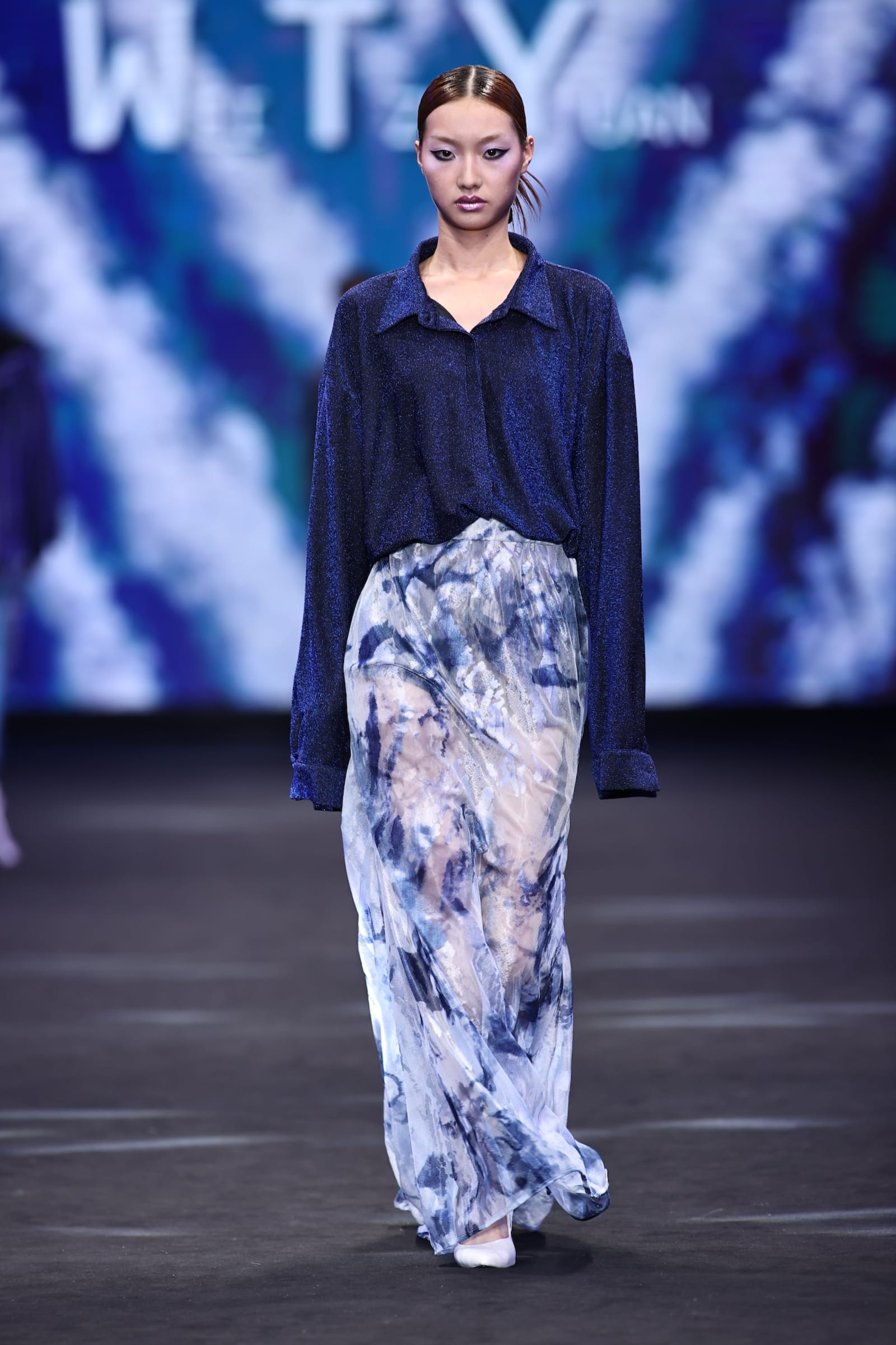 WEITZUYUAN-14-1762636874522