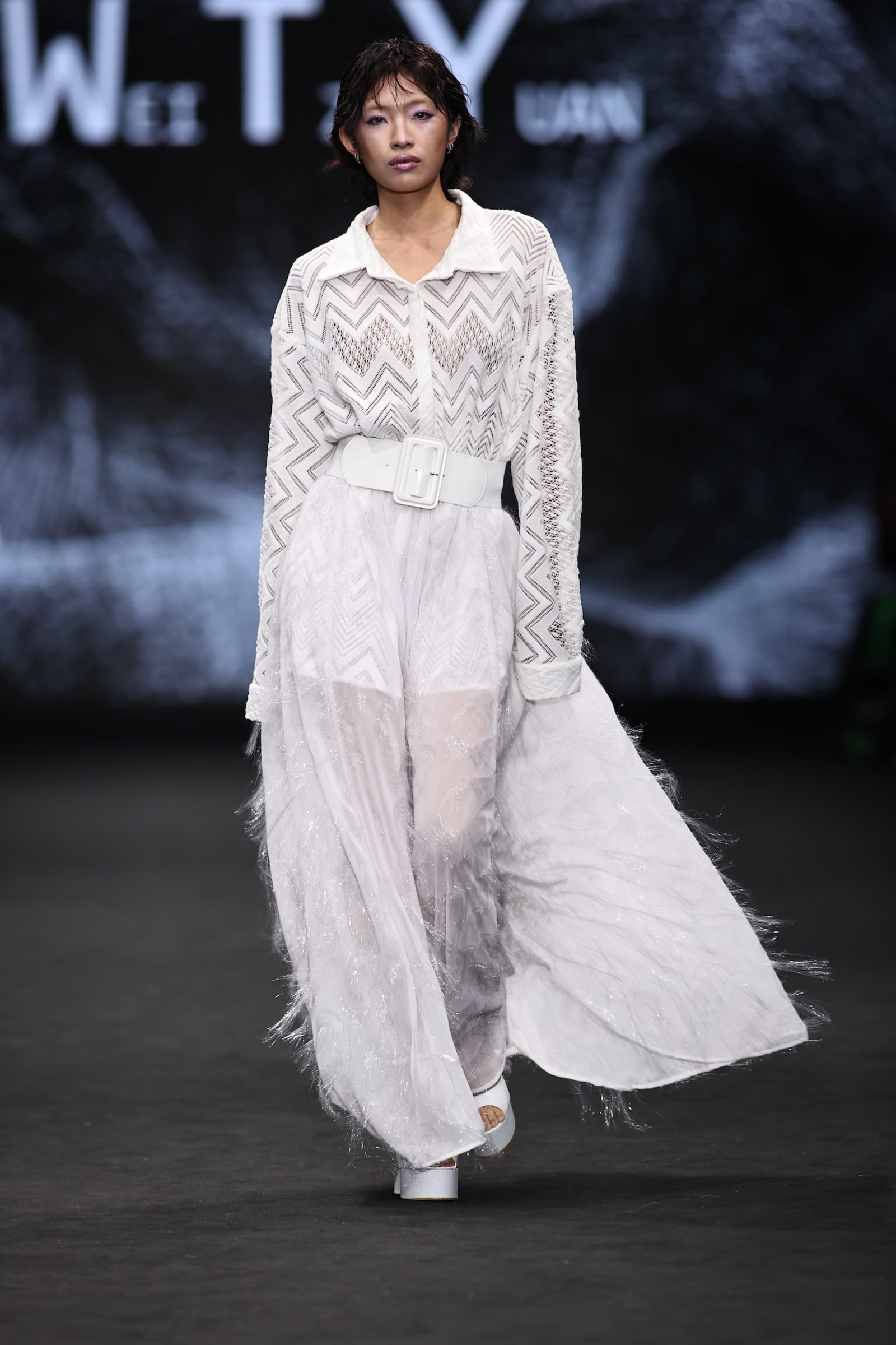 WEITZUYUAN-33-1762636886413