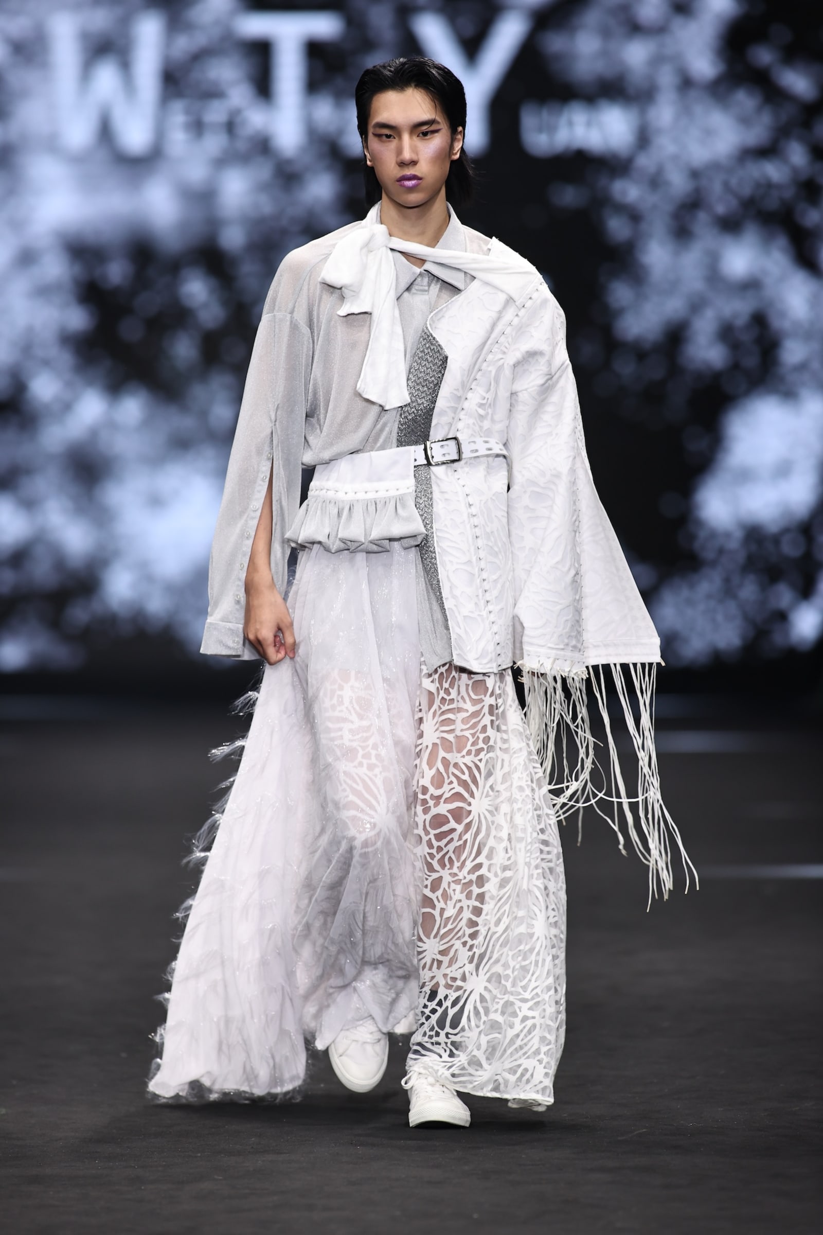 WEITZUYUAN-39-1762636898747