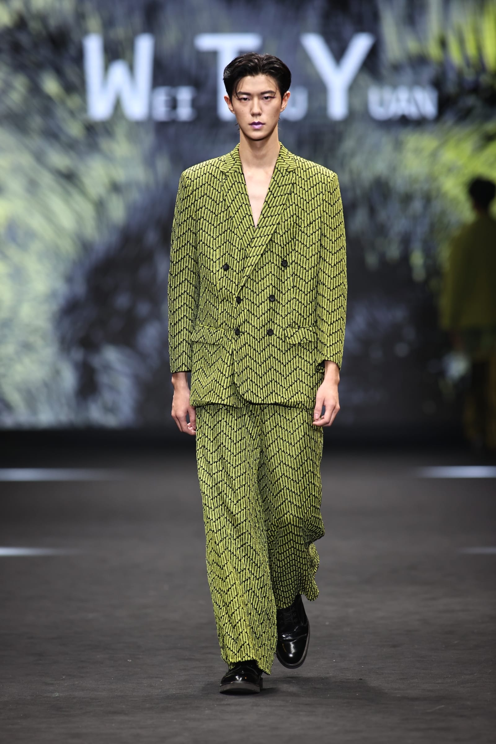 WEITZUYUAN-9-1762636857577