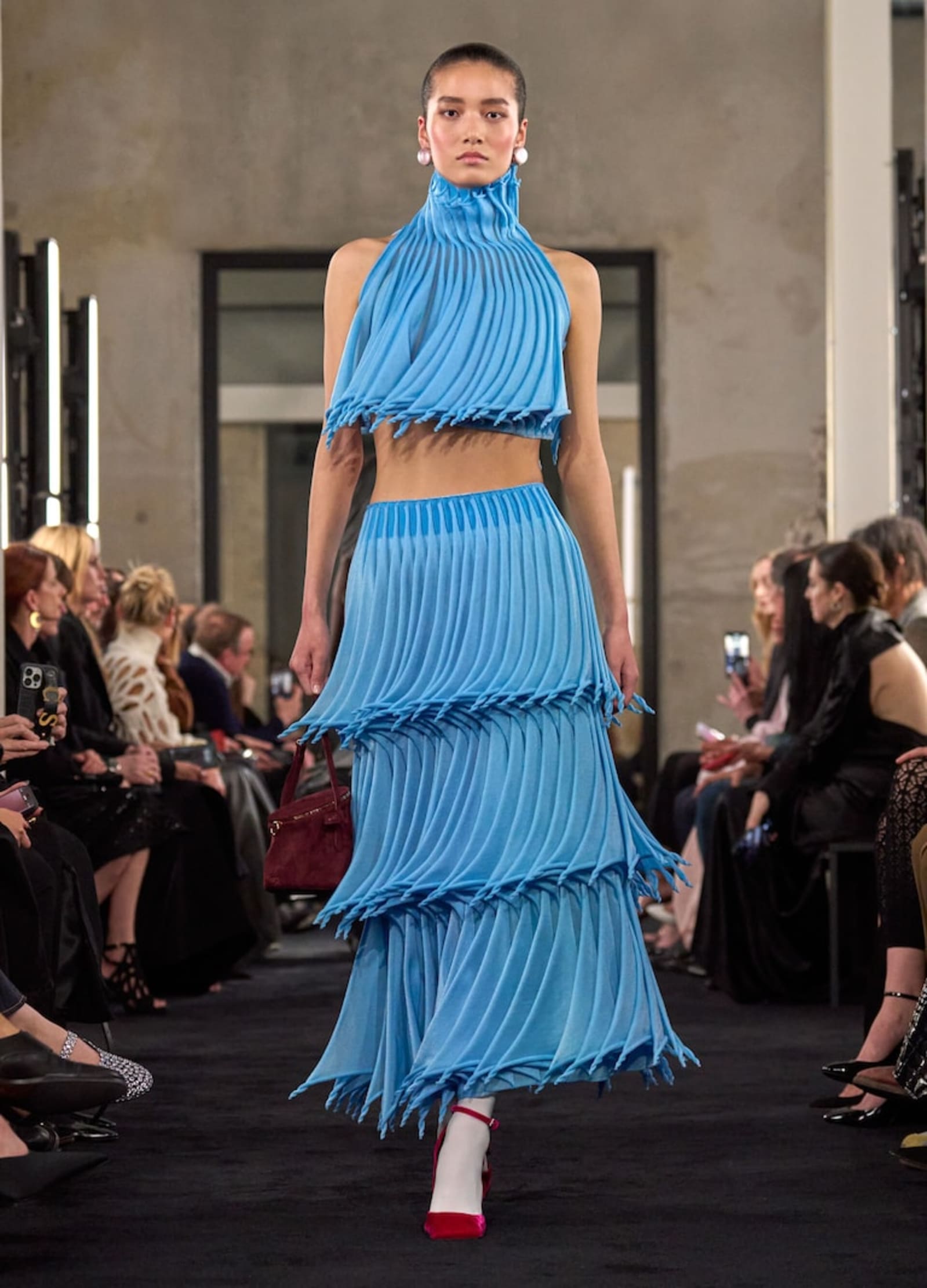 alaia-sf25-look-front-40-1742416756272-7oawajm787j