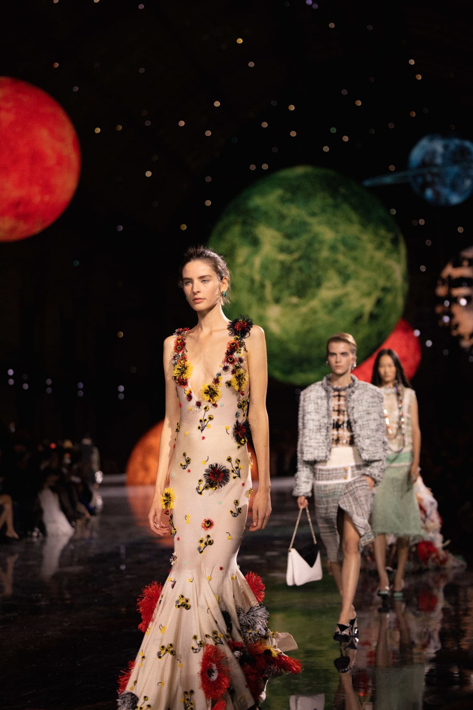 chanel_spring-summer-2026_ambiance-copyright-chanel-43-LD-1759975487927