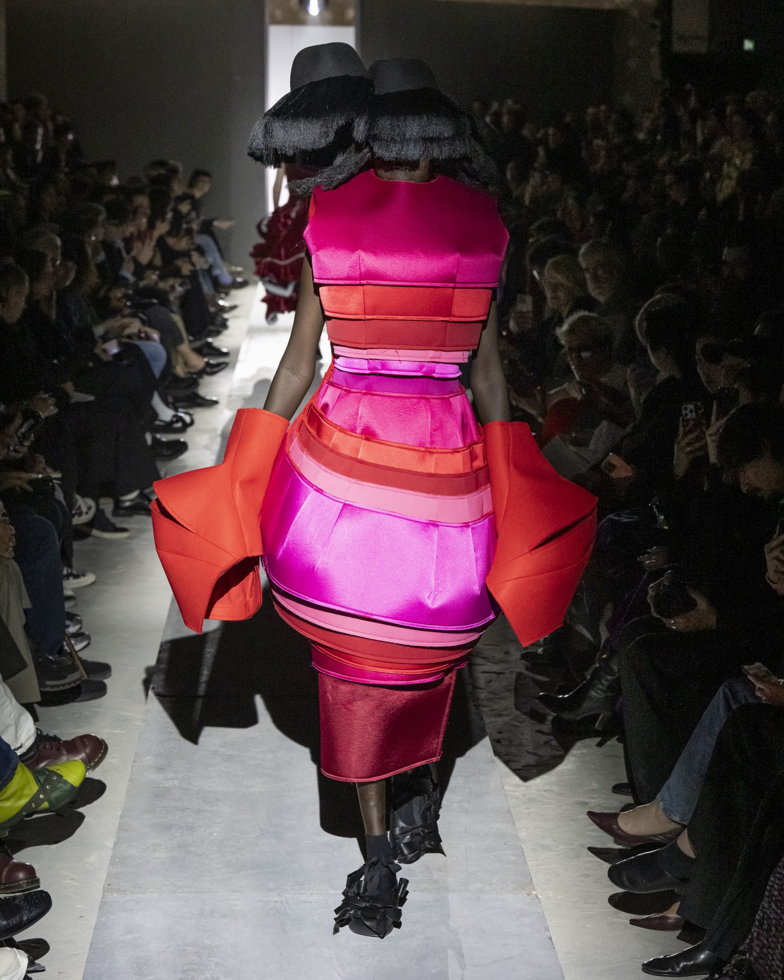 comme_des_garcons_winter25_08-1742589124920