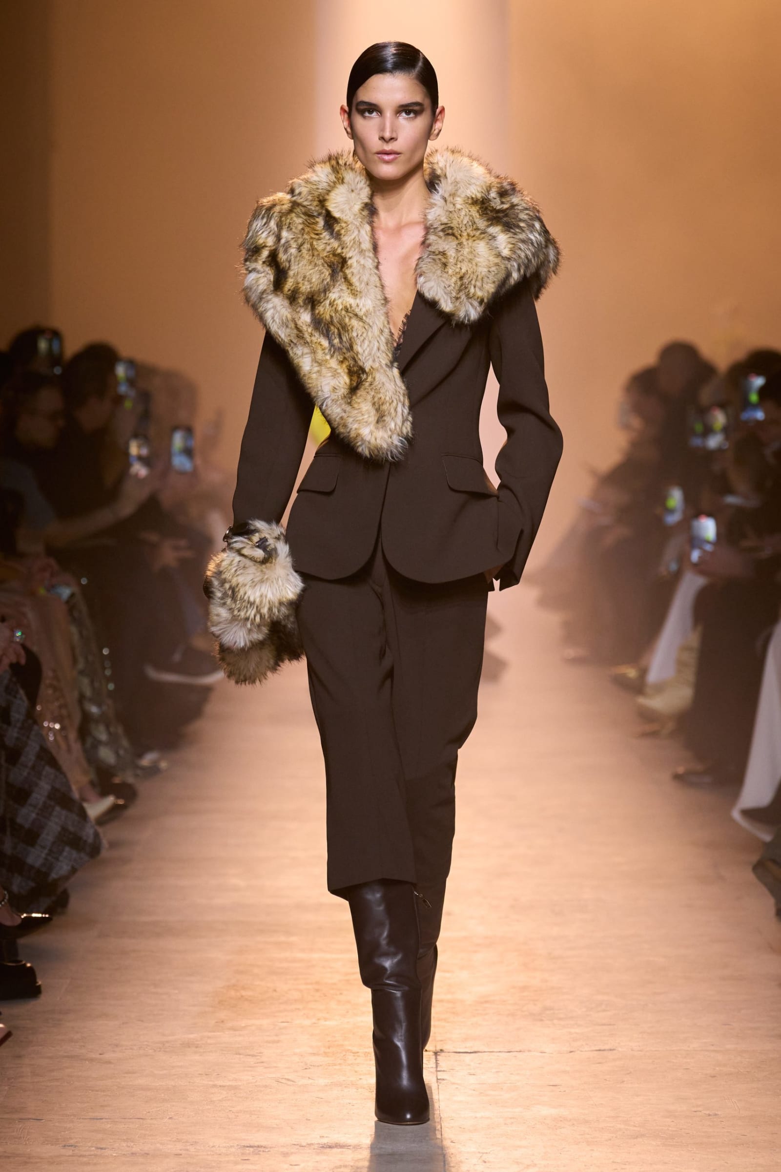 Elie Saab Fall 2025: Look 18 (Photo courtesy of Elie Saab)