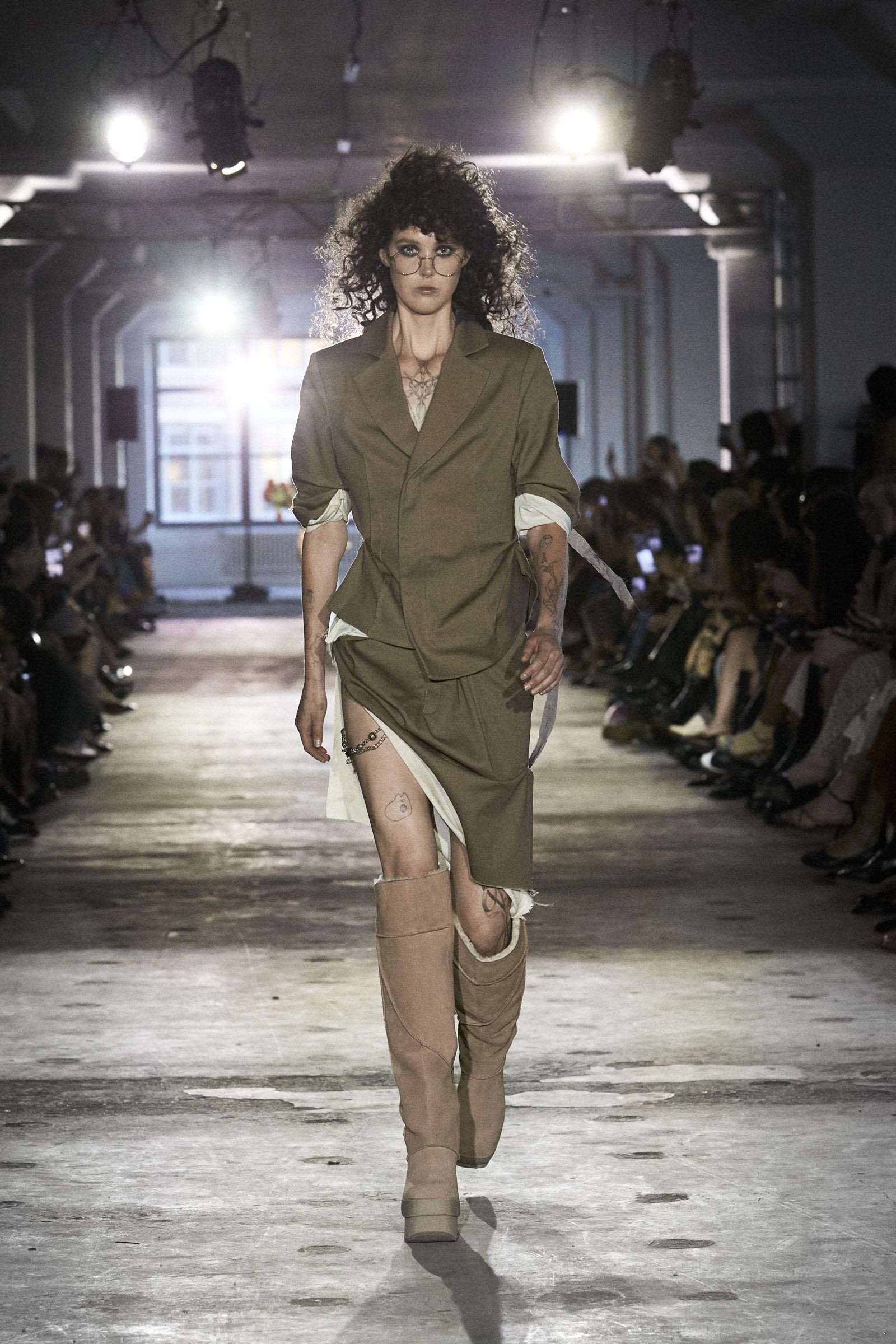 ev-ss25-look09-1600x2400-1742418825316-svzfrmbptzk