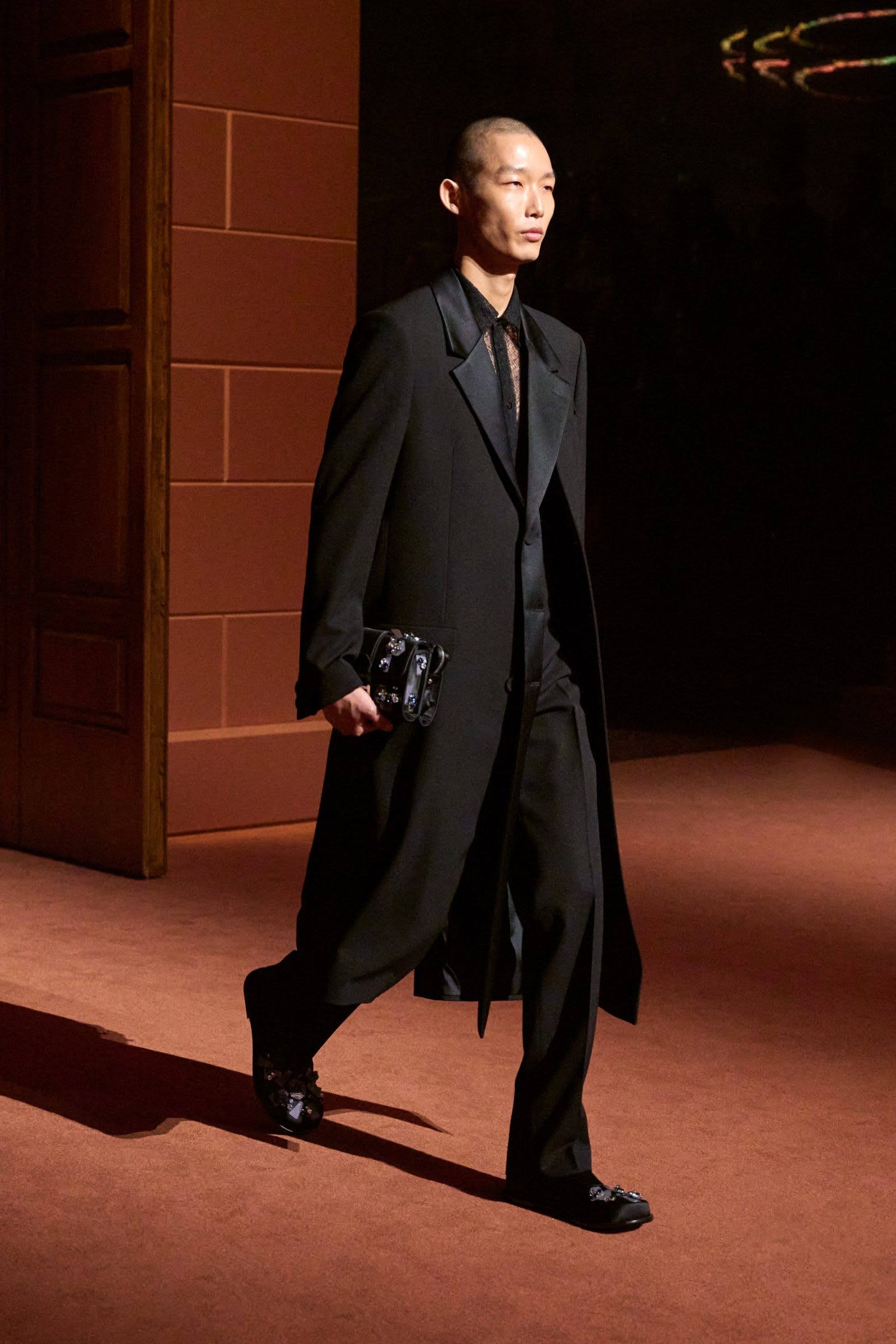 fendi-fw25-77-1600x2400-1742416900180-yqhg2a6zbp