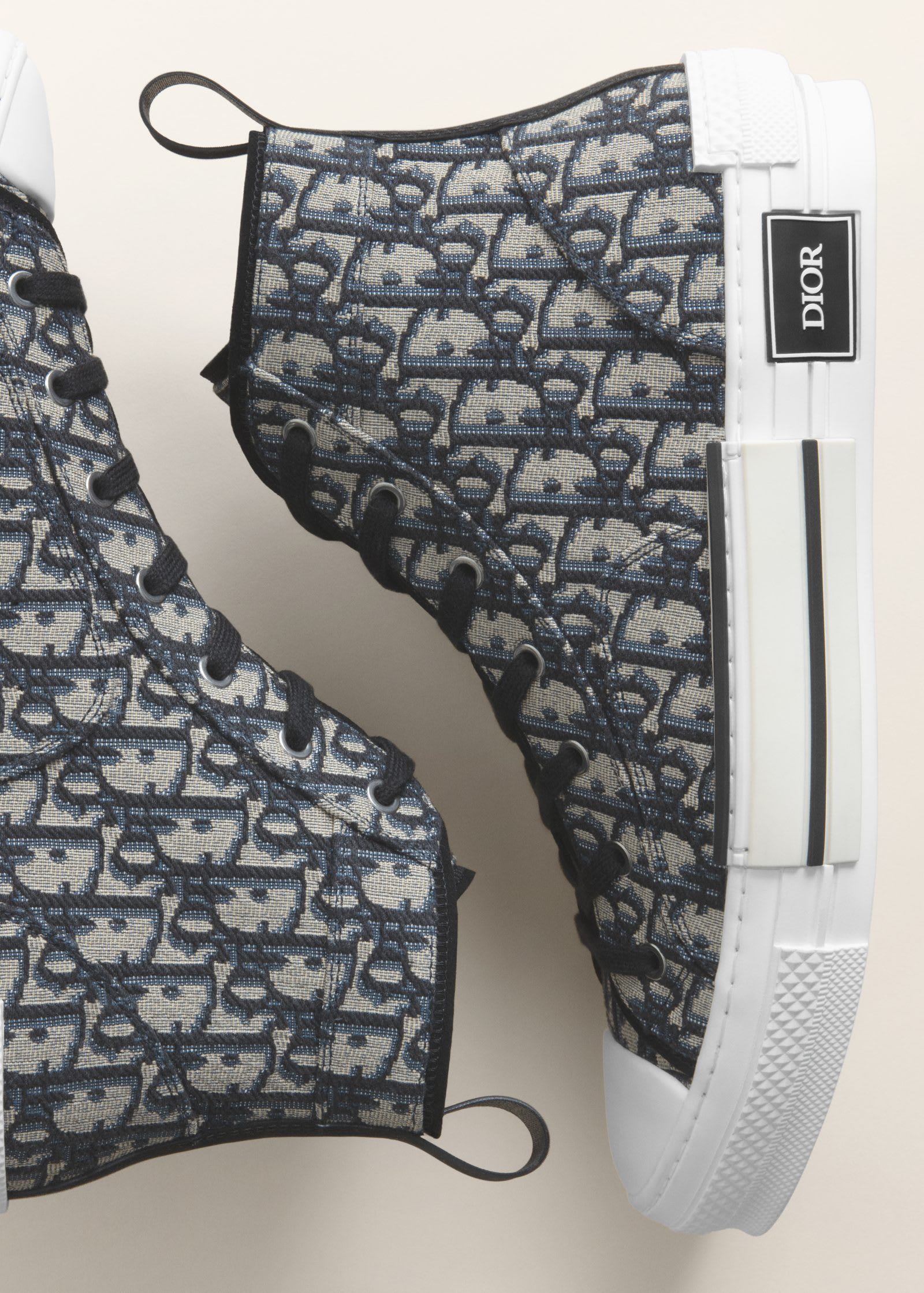 img-0726-1600x2238-1742418467195-d1samhr3o4t