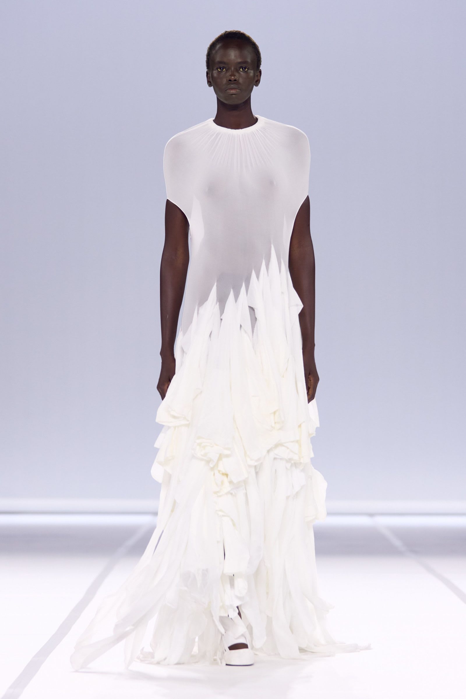 img-0995-1600x2399-1742418589066-y4igqch9lw