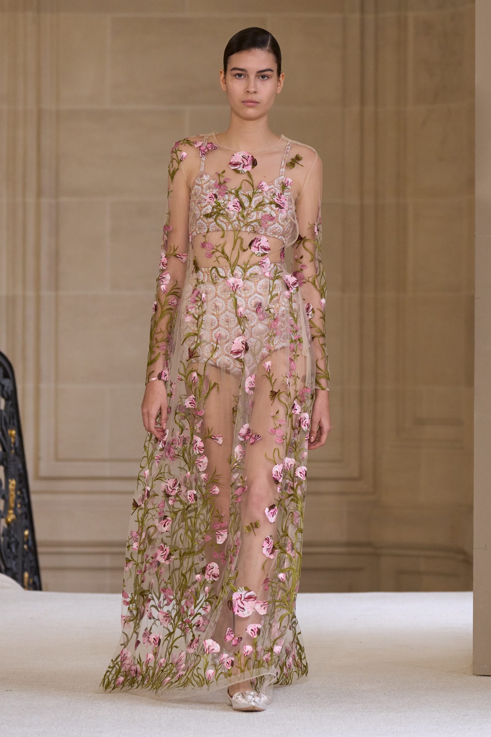 img-1055-1600x2400-1742418452478-h6tdiuhfzcp