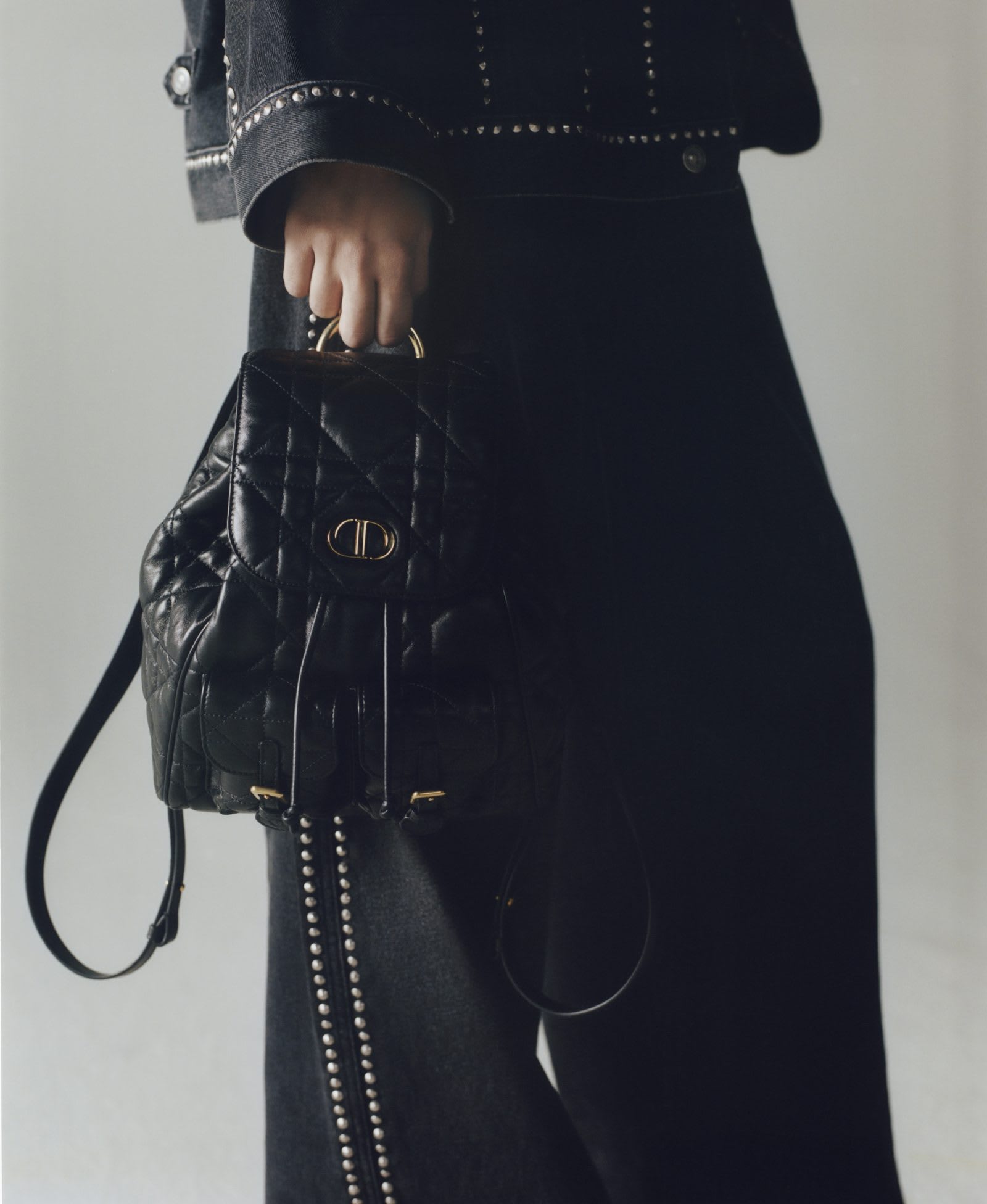 img-1075-1-1600x1952-1742418561981-yutazt8kyd