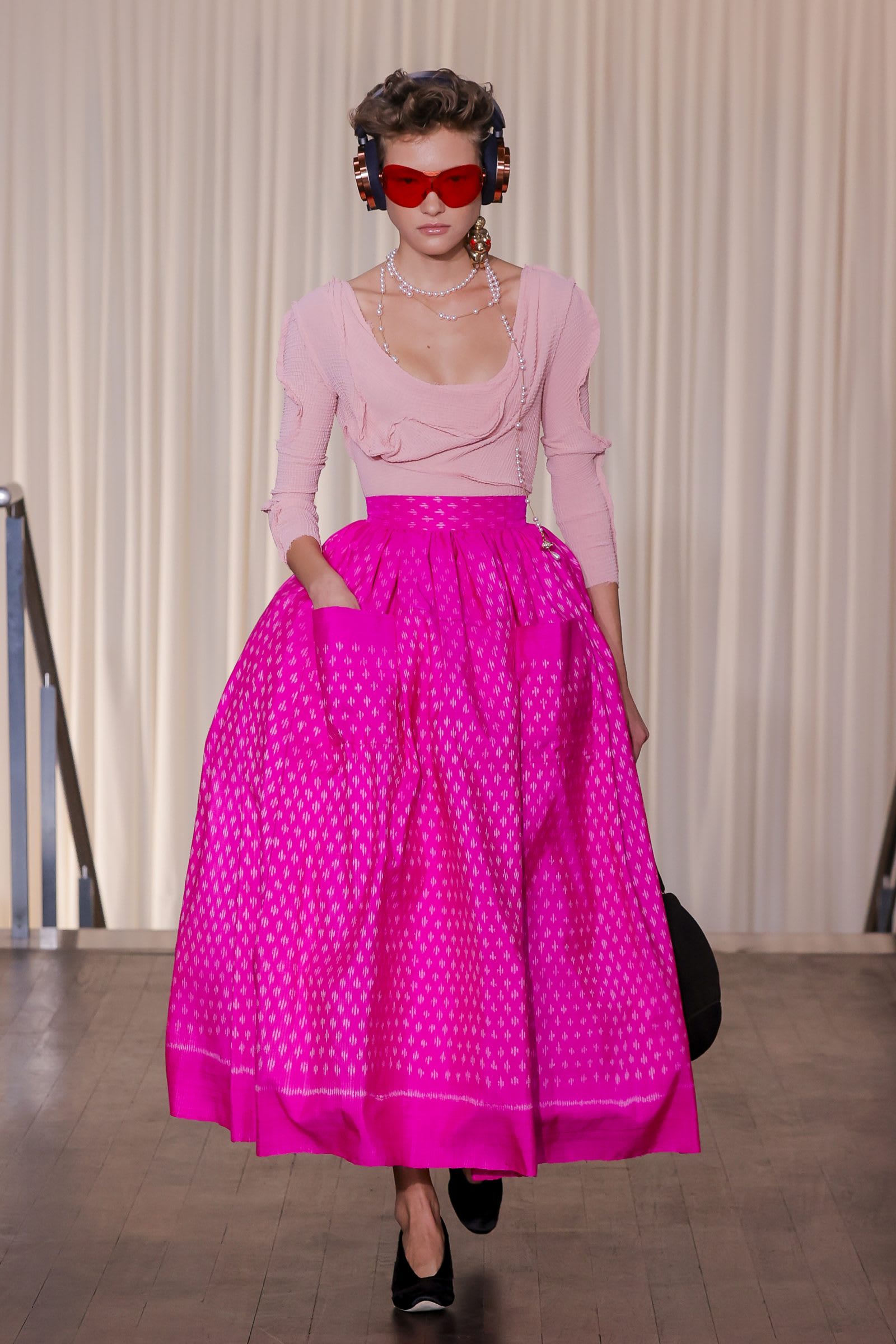 img-1137-1600x2400-1742418435851-1nwfo5couhw