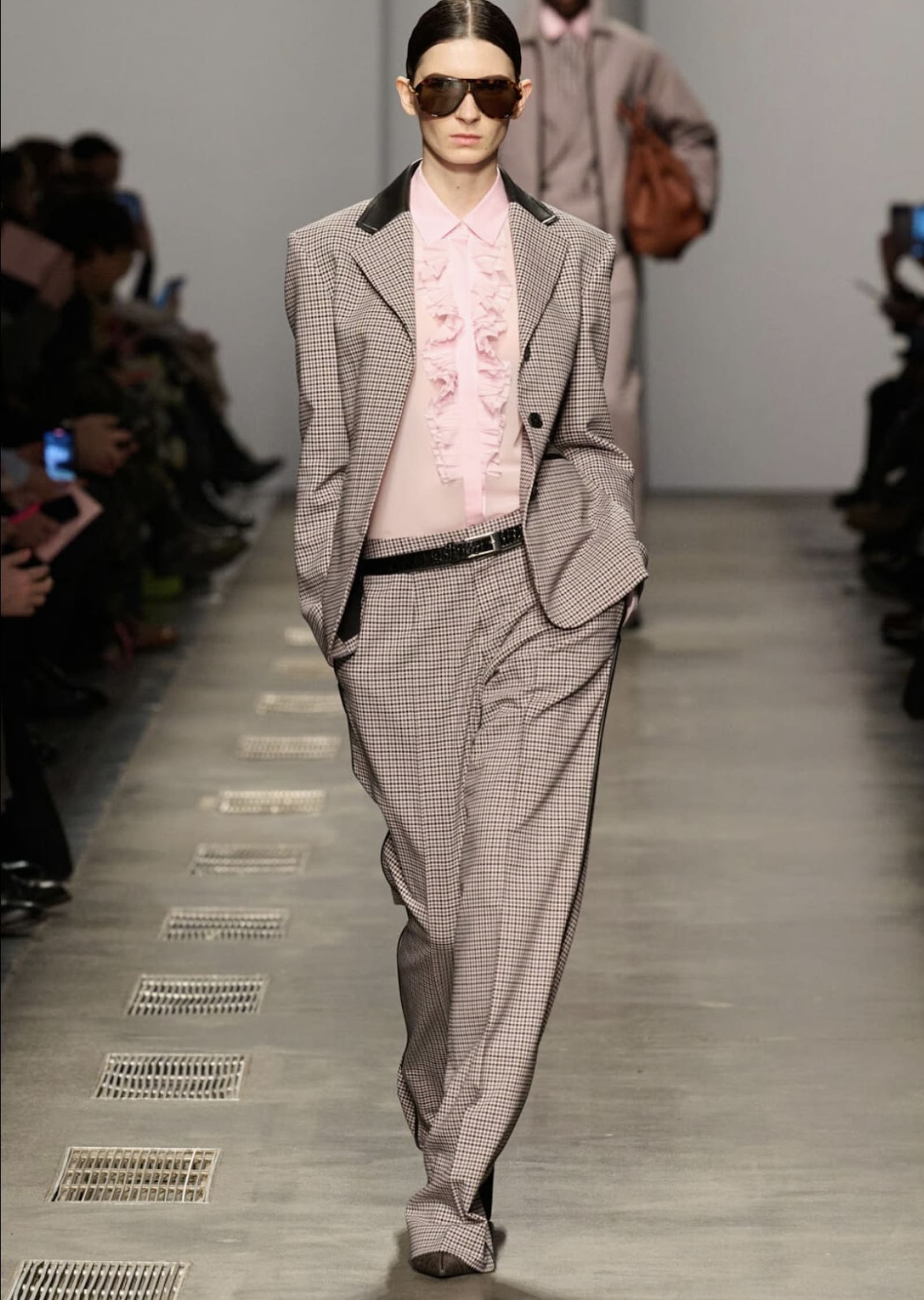 img-6056-1742416917651-emuezixq5hb