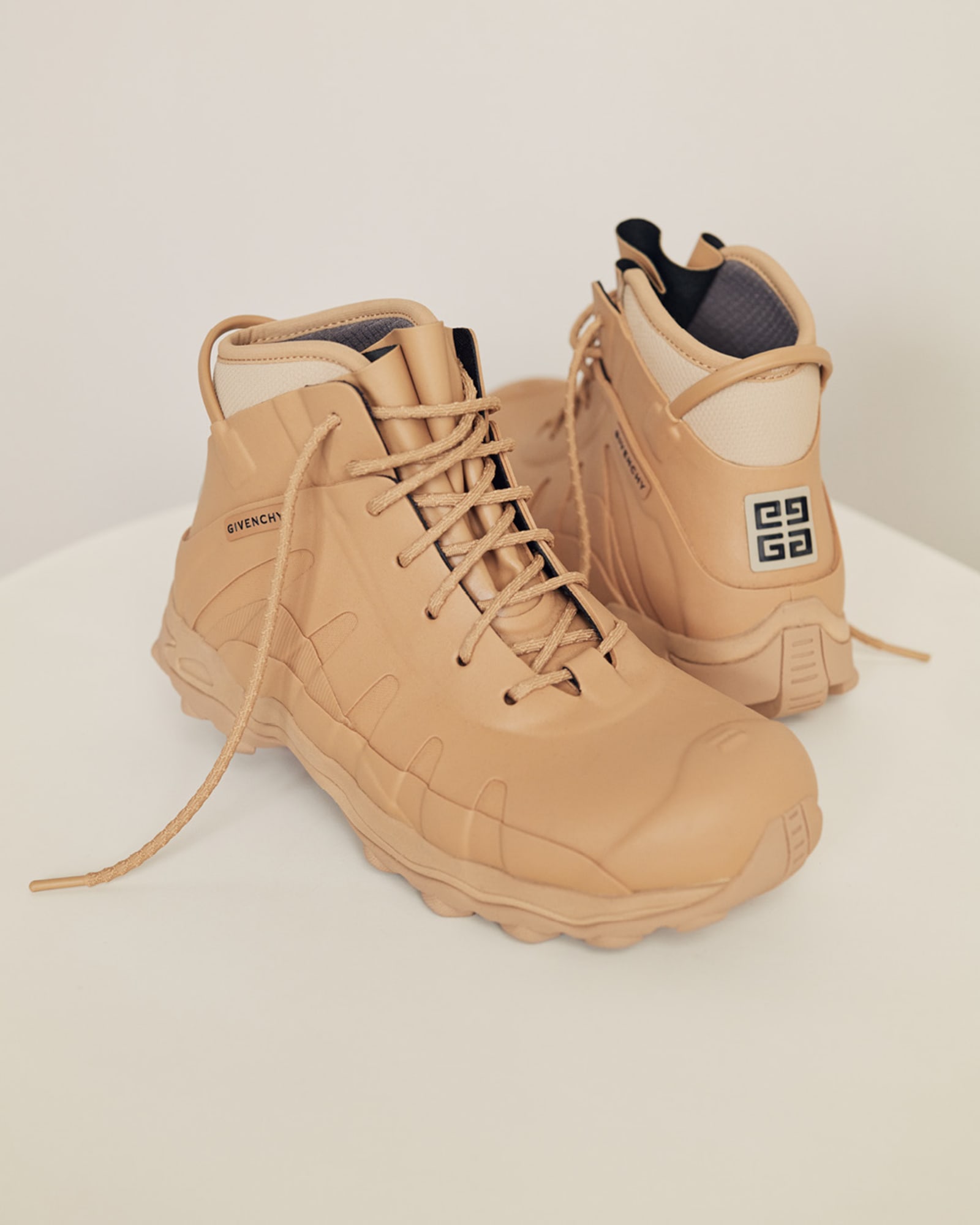 img-7342-1742419015140-sr7qymsmdq