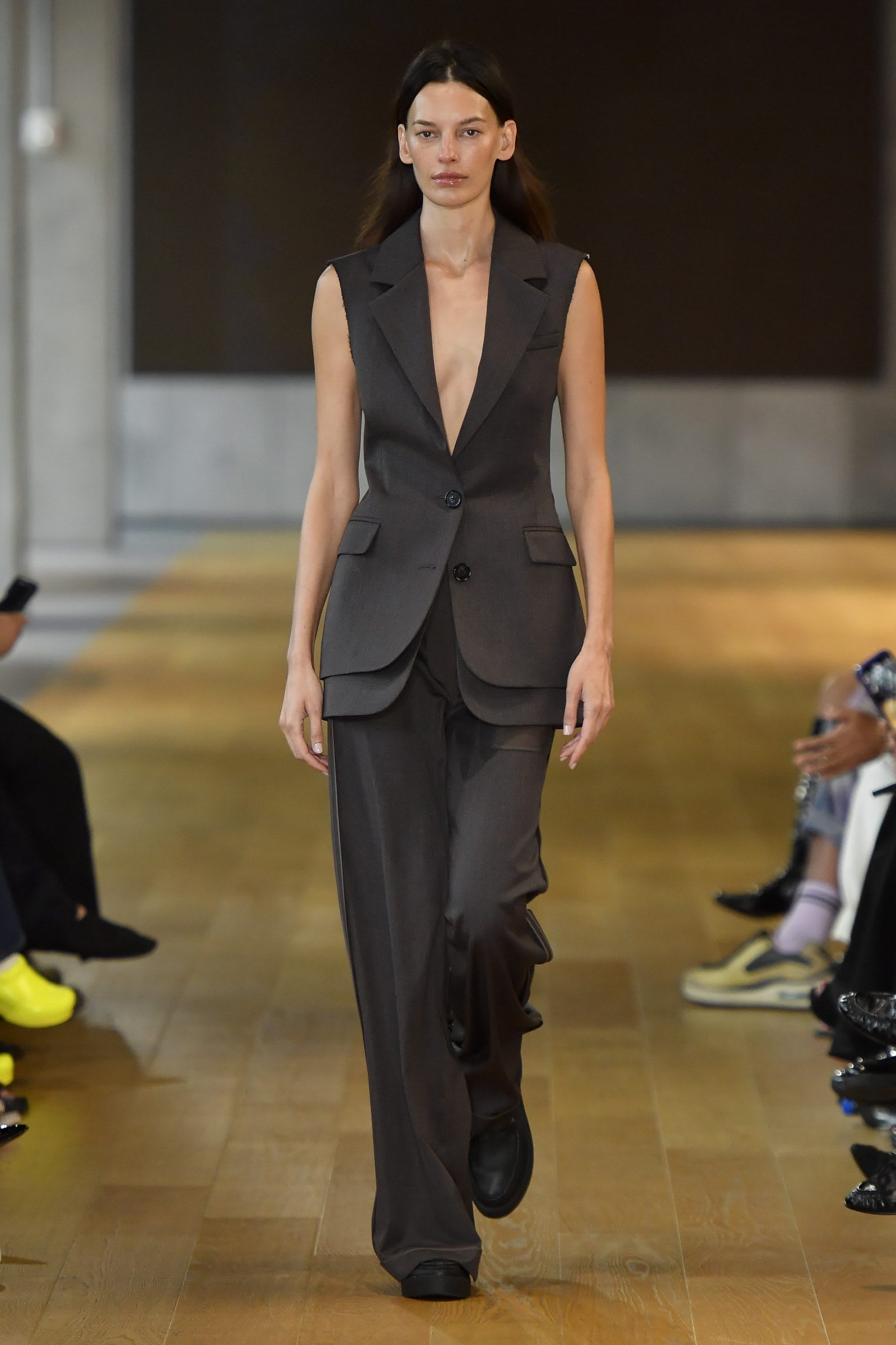 img-8207-1600x2400-1742418880917-i46c3i4gava