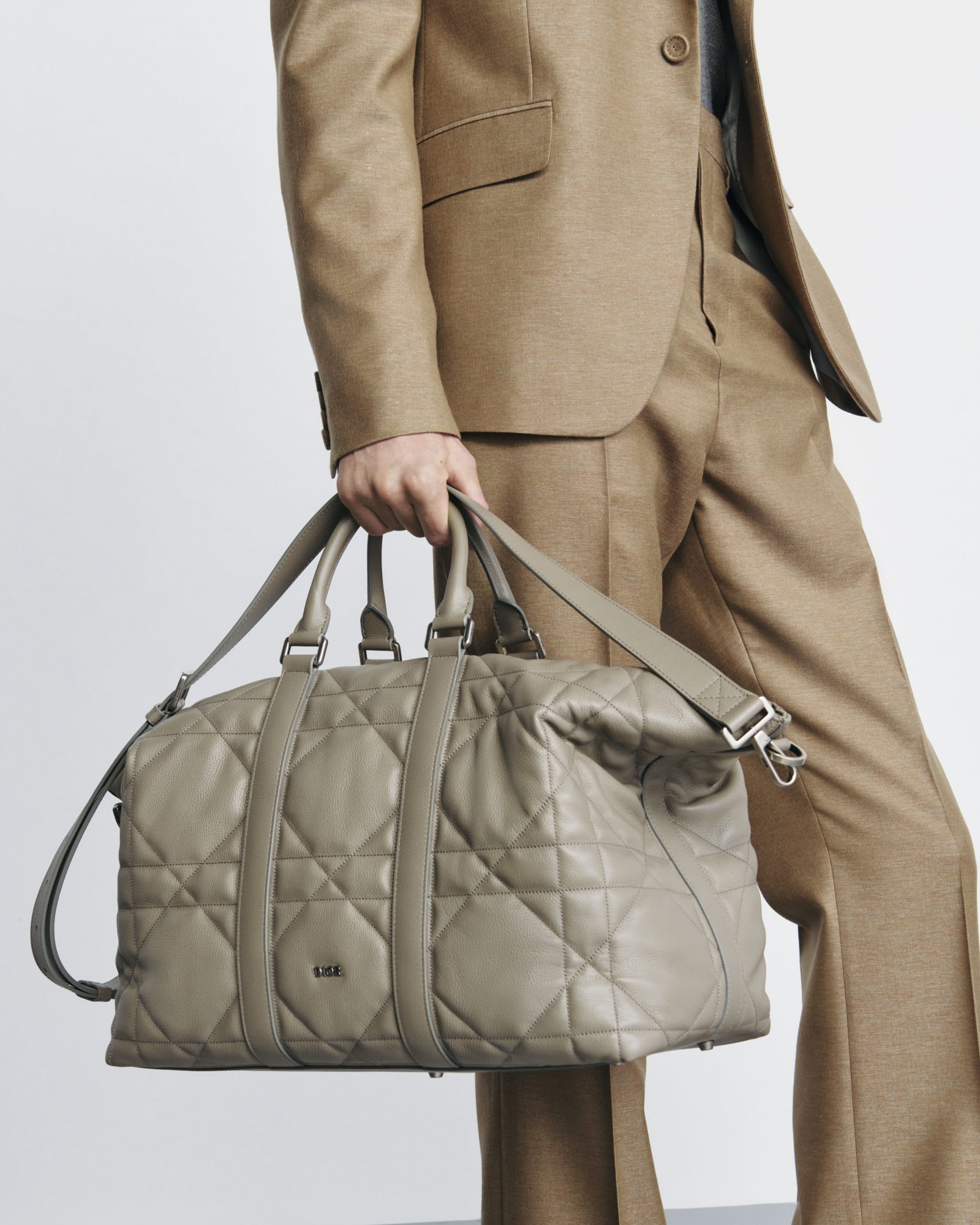 img-9039-1600x1999-1742418782796-yile5on9buc